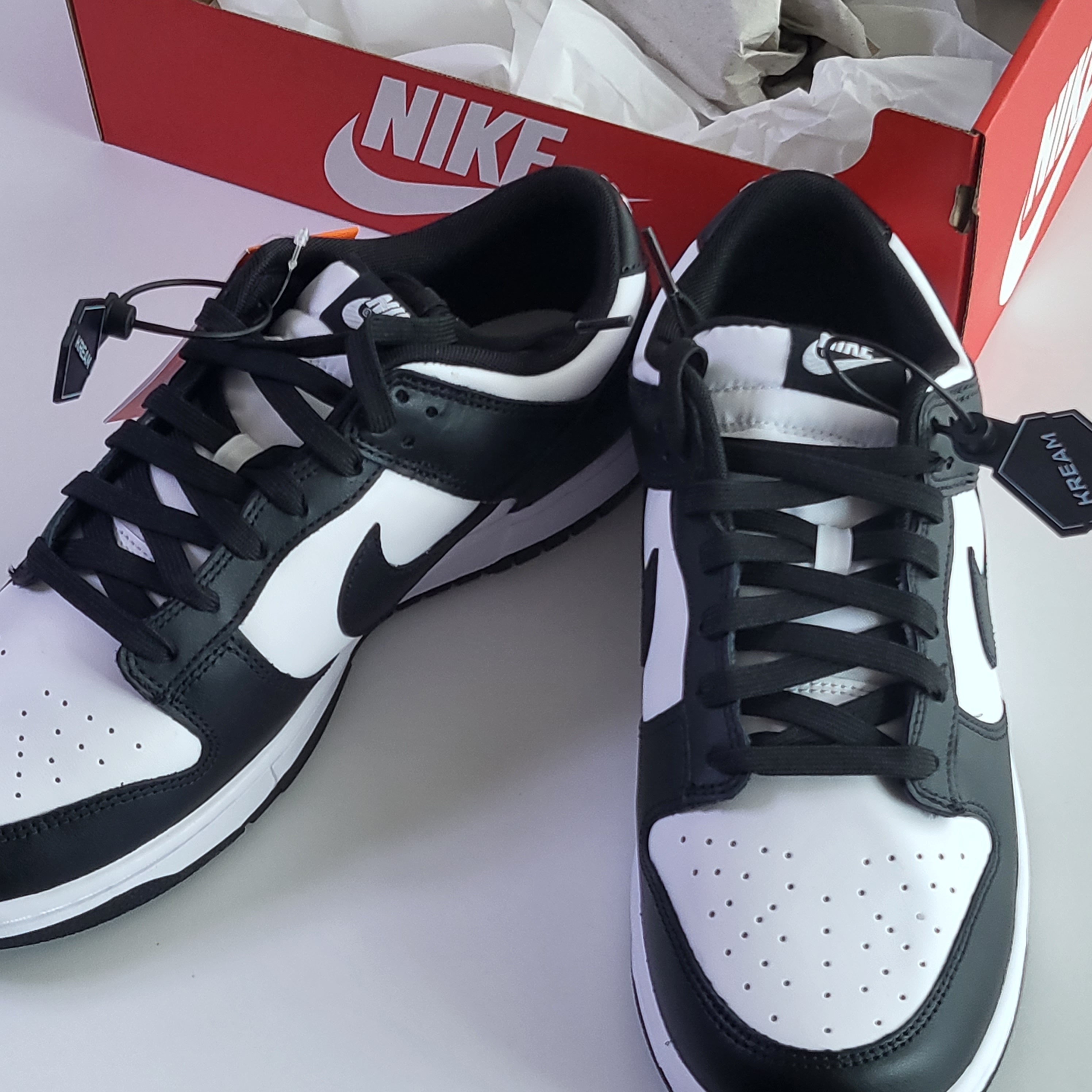Nike Dunk Low Retro Black 착용 스타일
