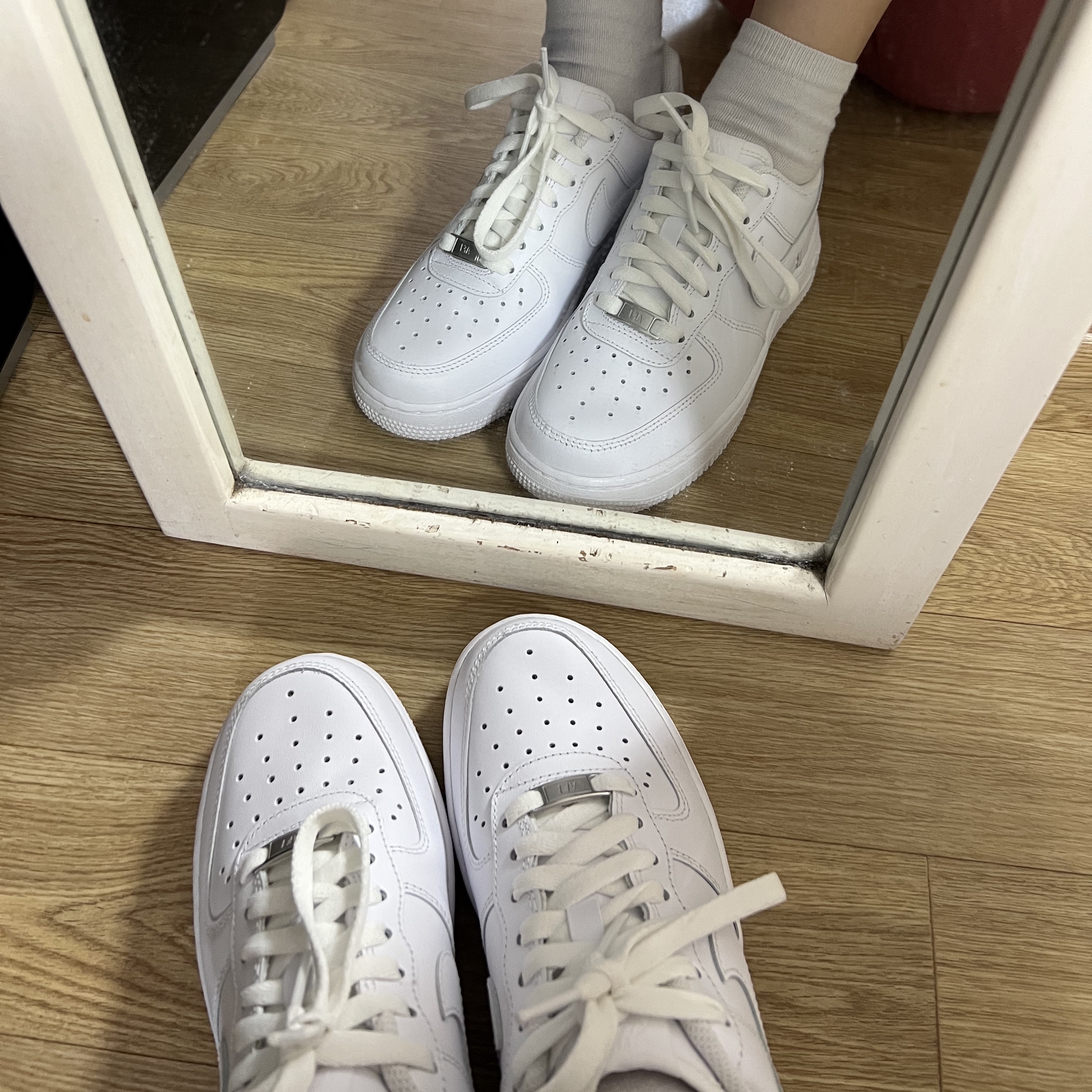 (W) Nike Air Force 1 '07 Low White 착용 스타일