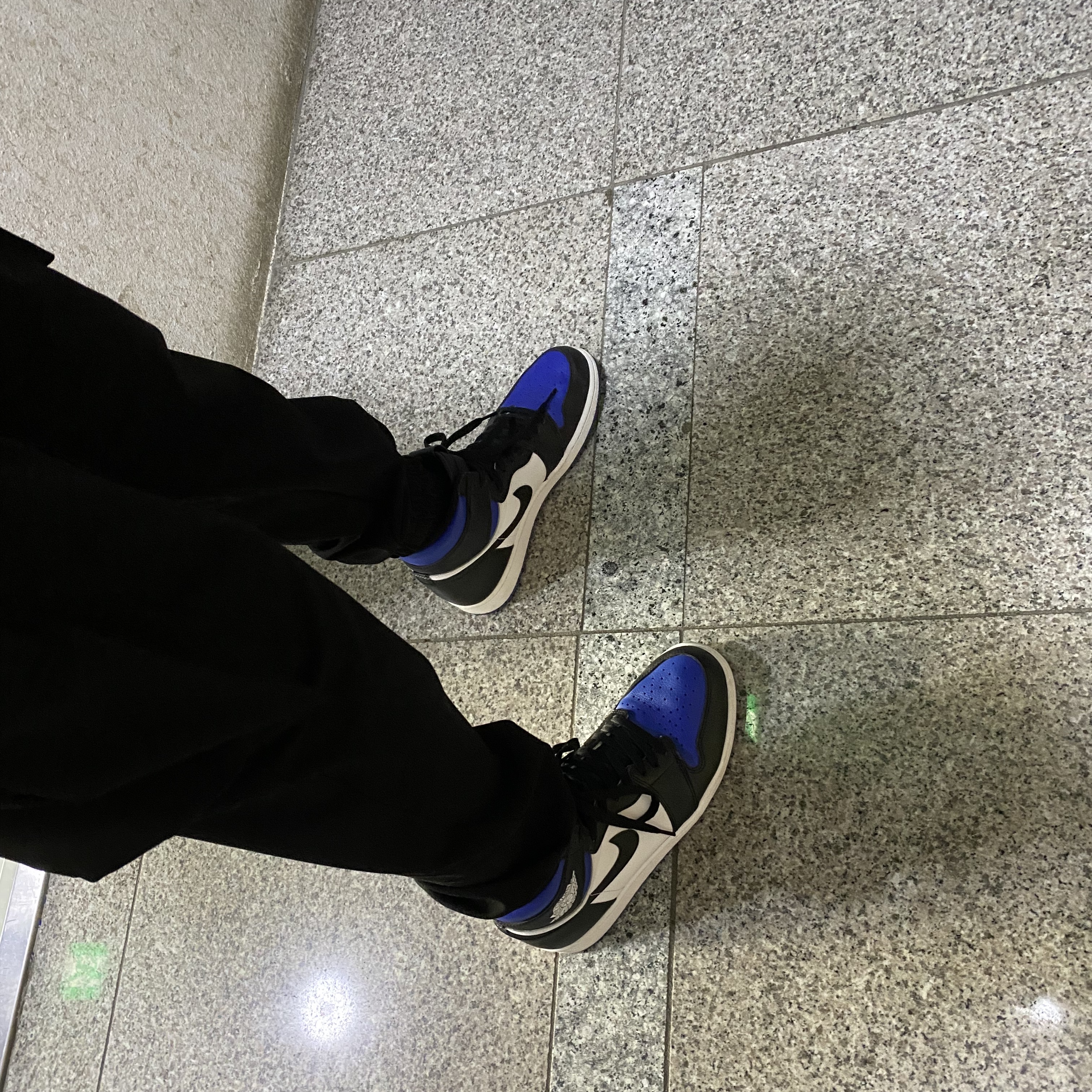 Jordan 1 Retro High OG Royal Toe 착용 스타일