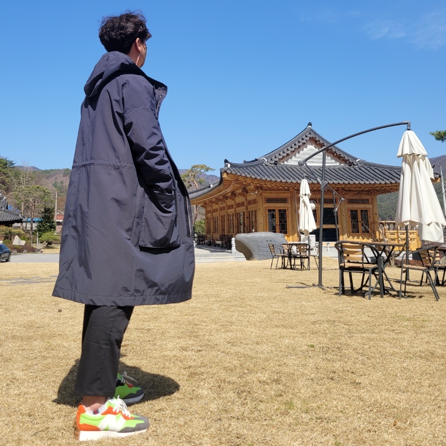 New Balance 327 Energy Lime 착용 스타일