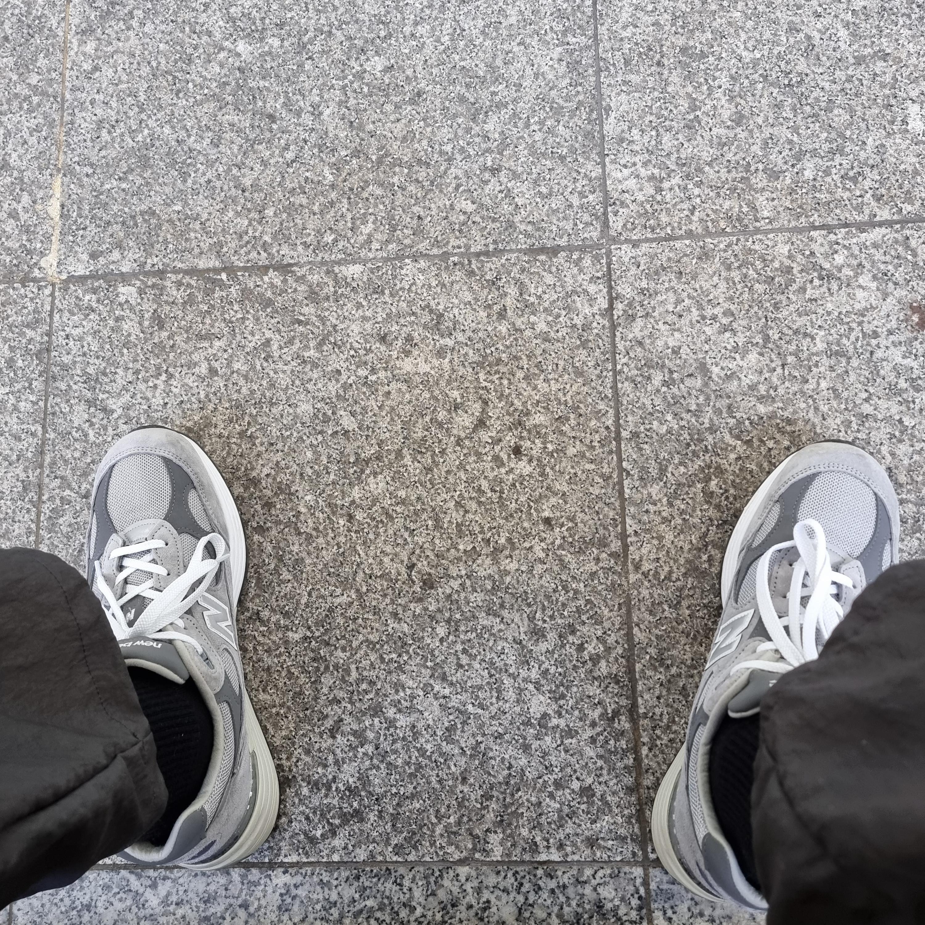 New Balance 992 Made in USA Grey - D Standard 착용 스타일