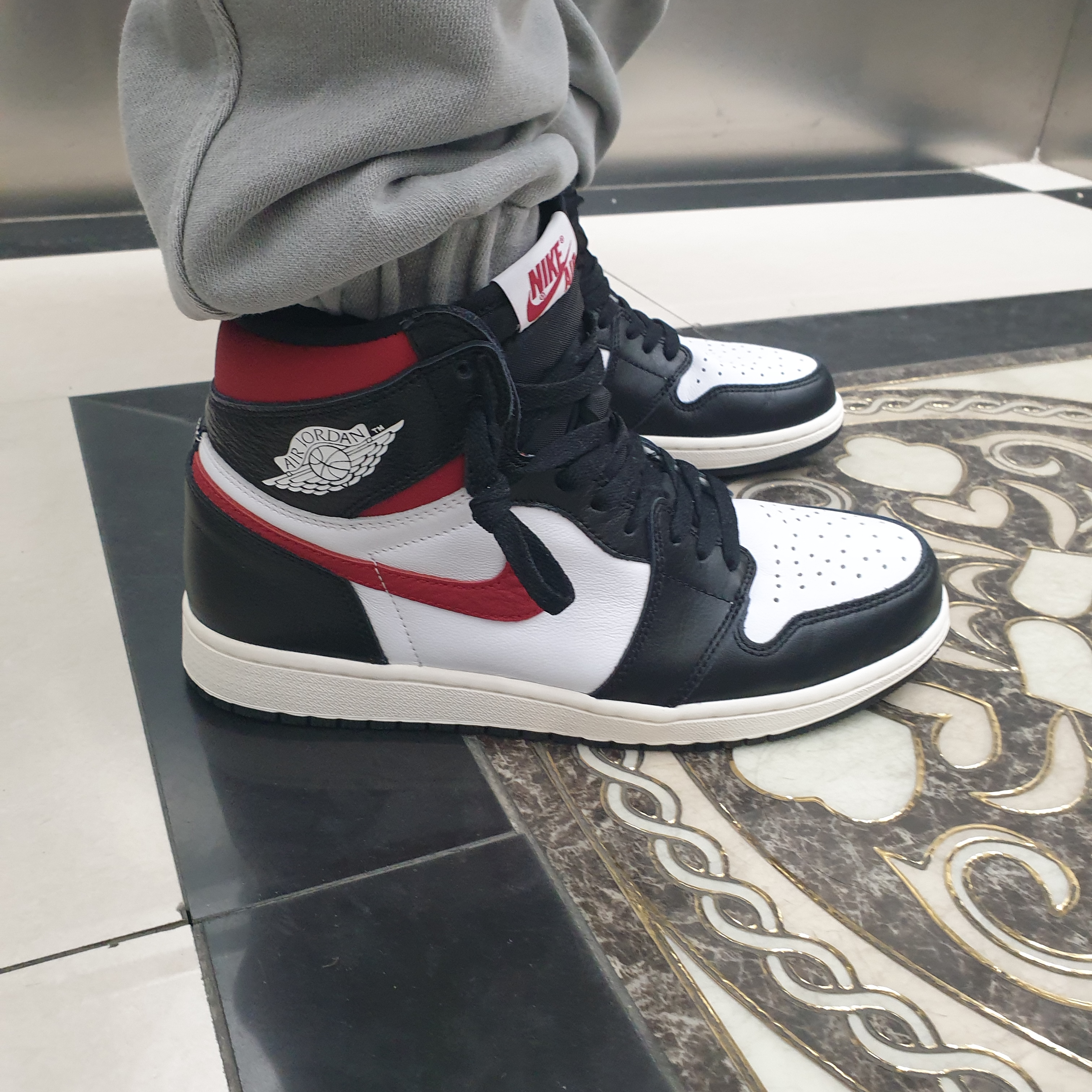 Jordan 1 Retro High OG Gym Red 착용 스타일