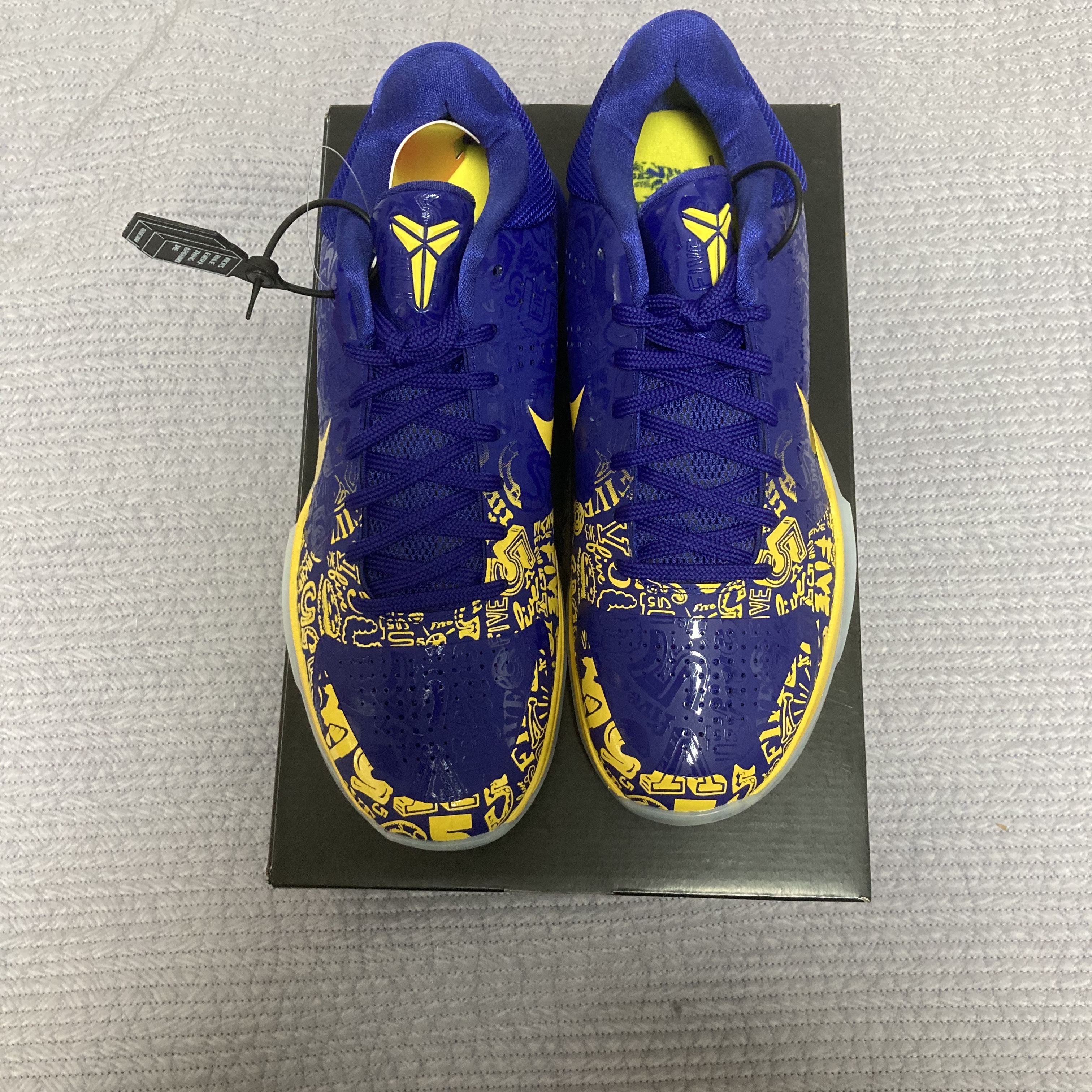Nike Kobe 5 Protro 5 Rings 착용 스타일