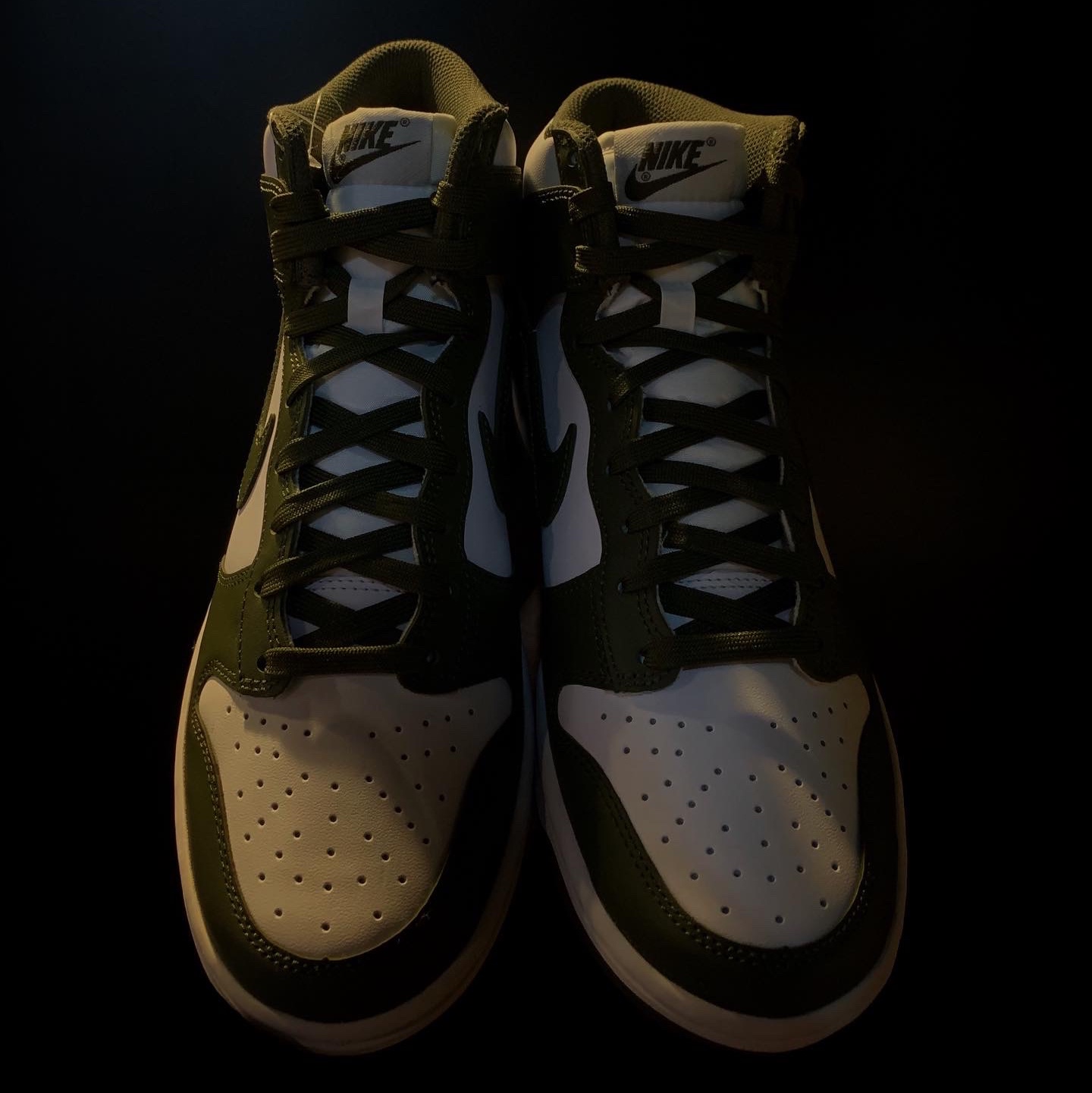 Nike Dunk High Retro Championship Khaki 착용 스타일 - 4