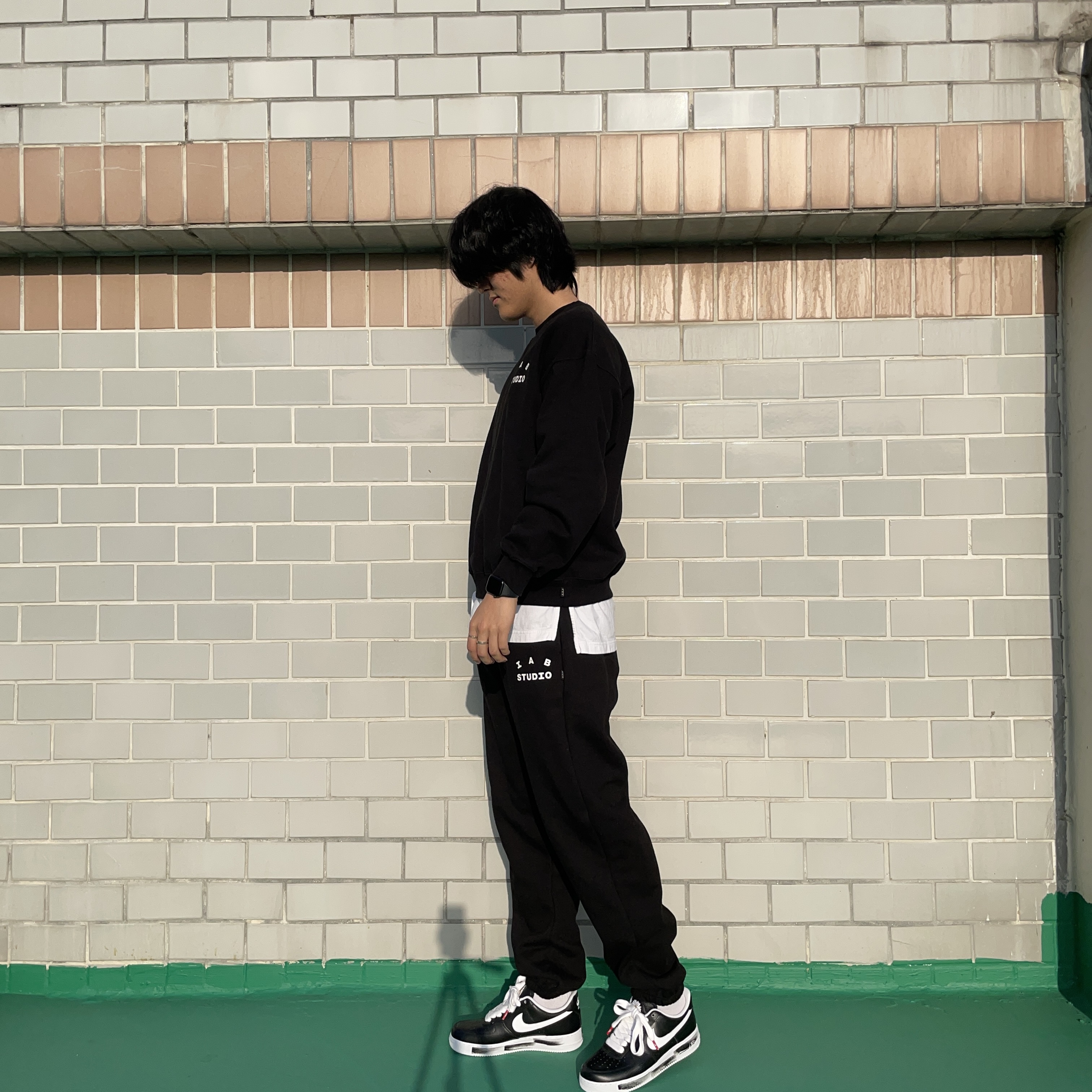 Nike x Peaceminusone Air Force 1 Low Para-Noise, IAB Studio Sweatpants Black White - 22SS 착용 스타일 - 2