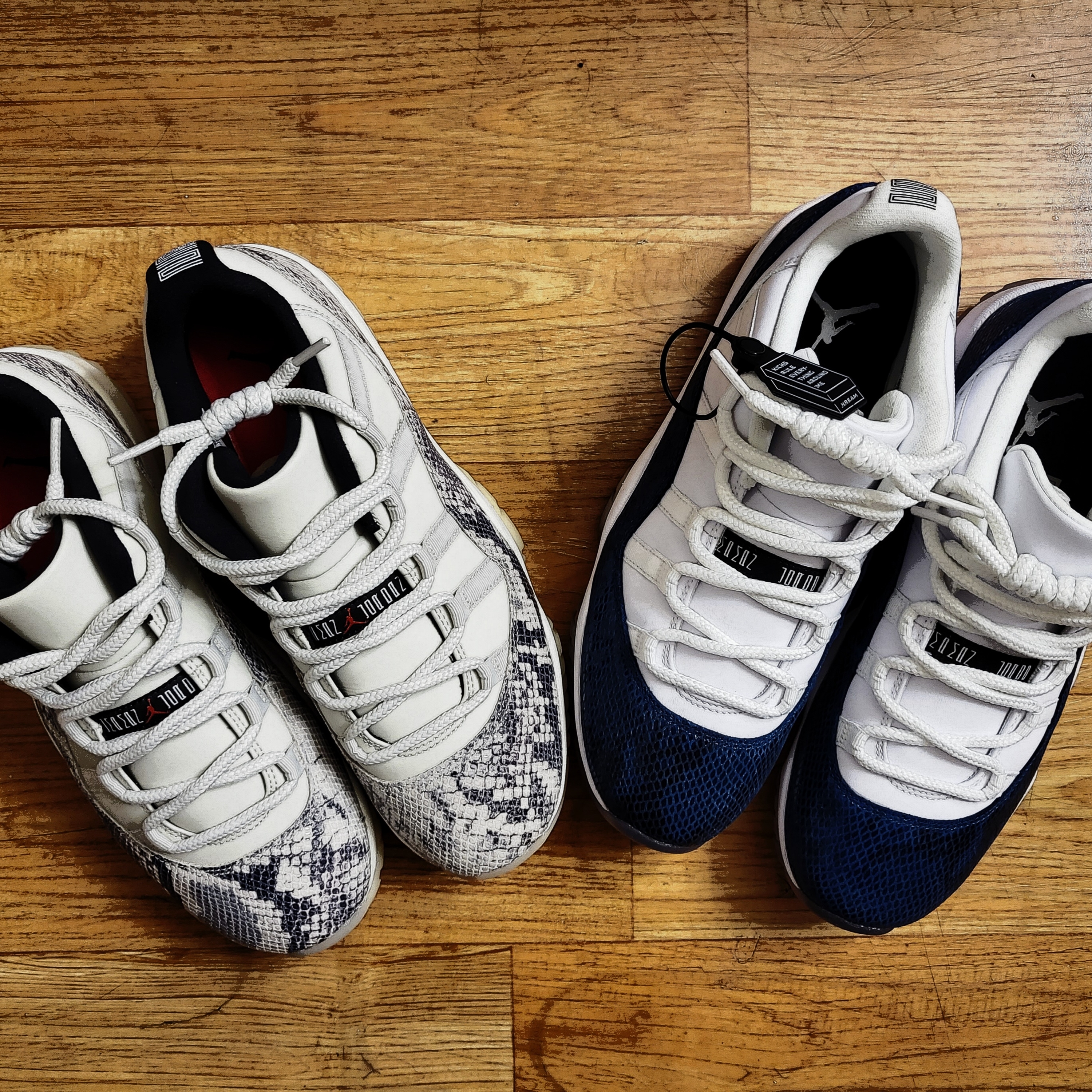 Jordan 11 Retro Low Navy Snakeskin 2019, Jordan 11 Retro Low Snake Light Bone 착용 스타일 - 1