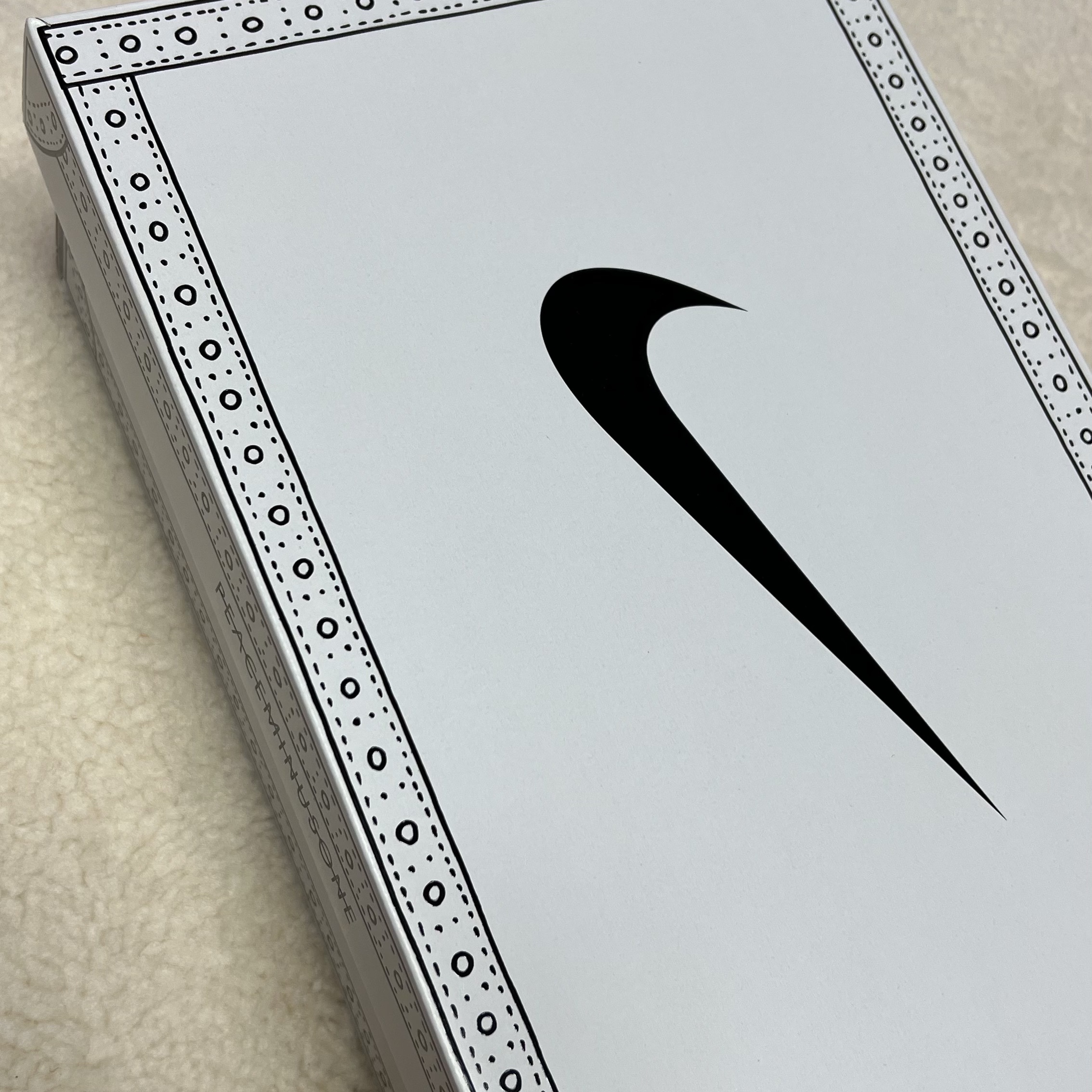 Nike x Peaceminusone Kwondo1 White 착용 스타일 - 4