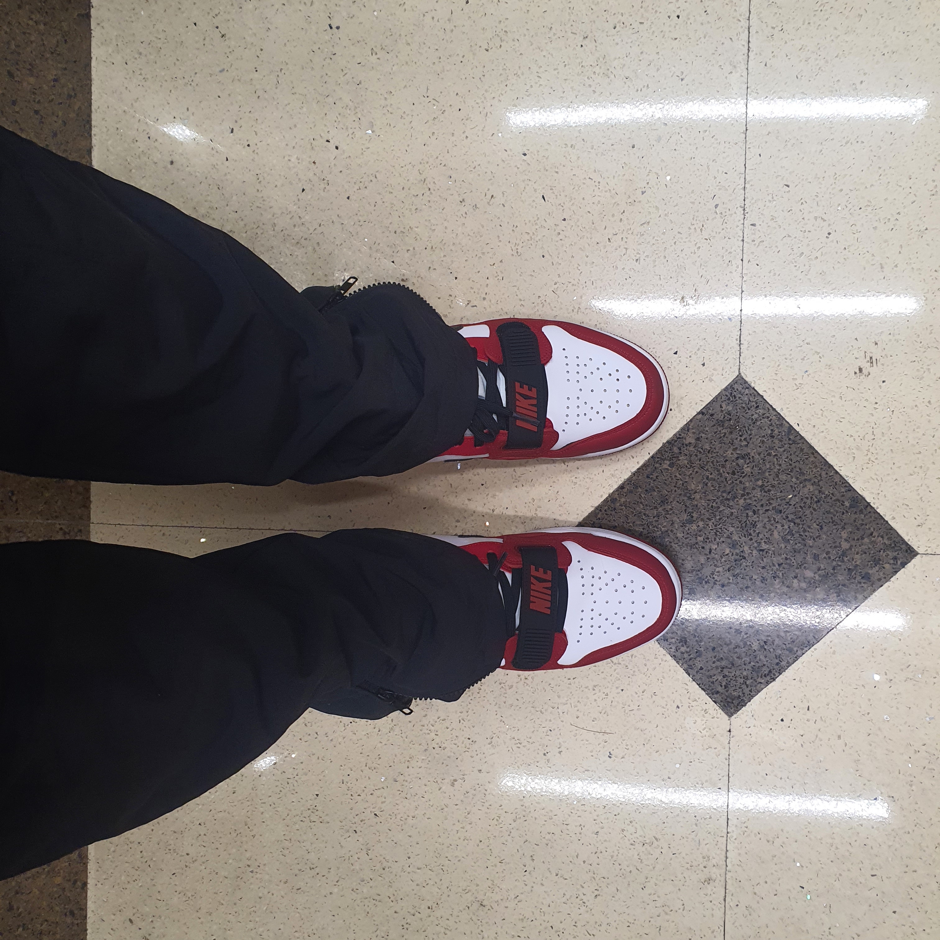 Jordan Legacy 312 Low Chicago 2022 착용 스타일 - 1