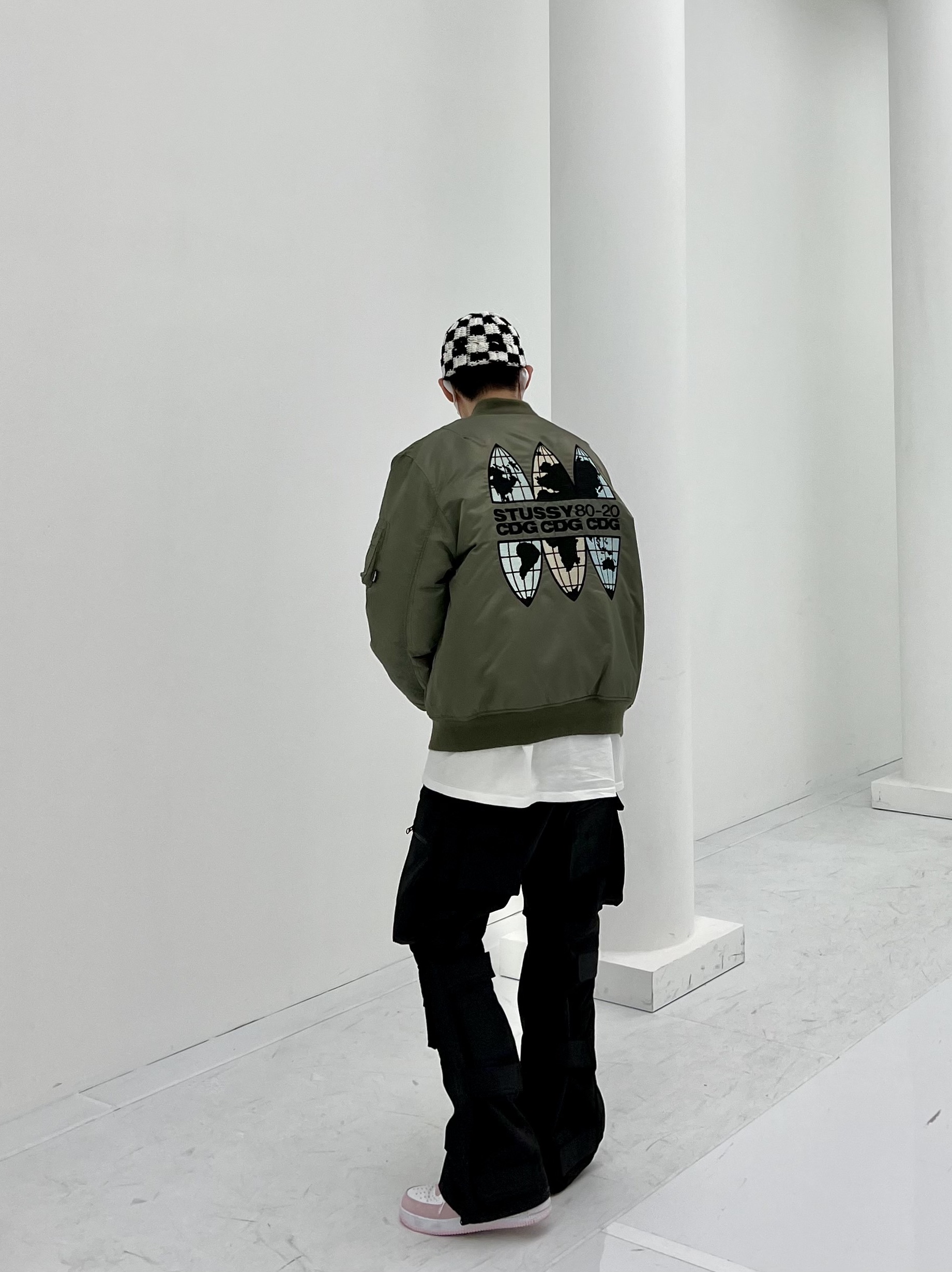 Stussy x CDG MA-1 Jacket Olive, Stussy Crochet Checker Beanie Black 착용 스타일 - 3