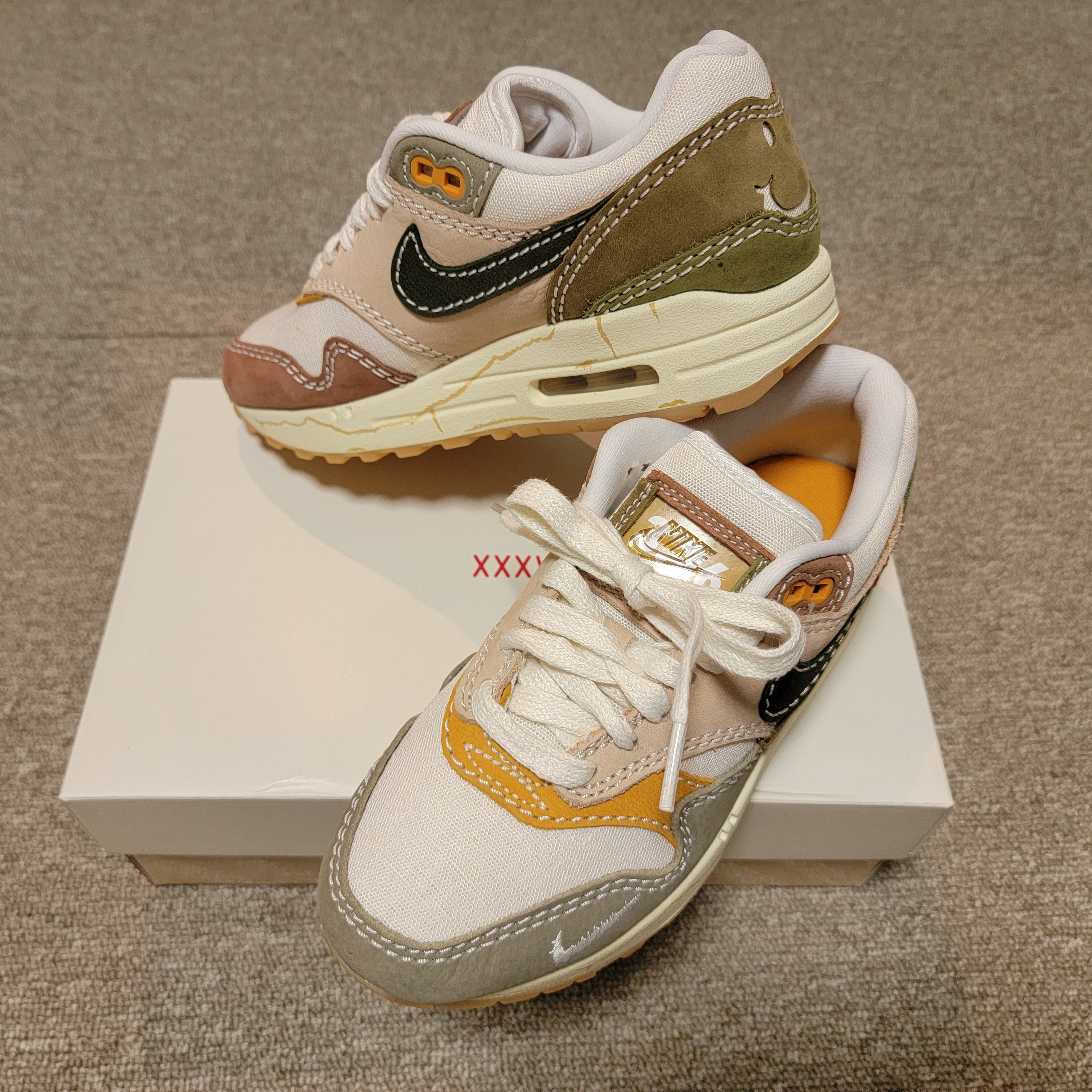 (W) Nike Air Max 1 Premium Wabisabi 착용 스타일 - 4