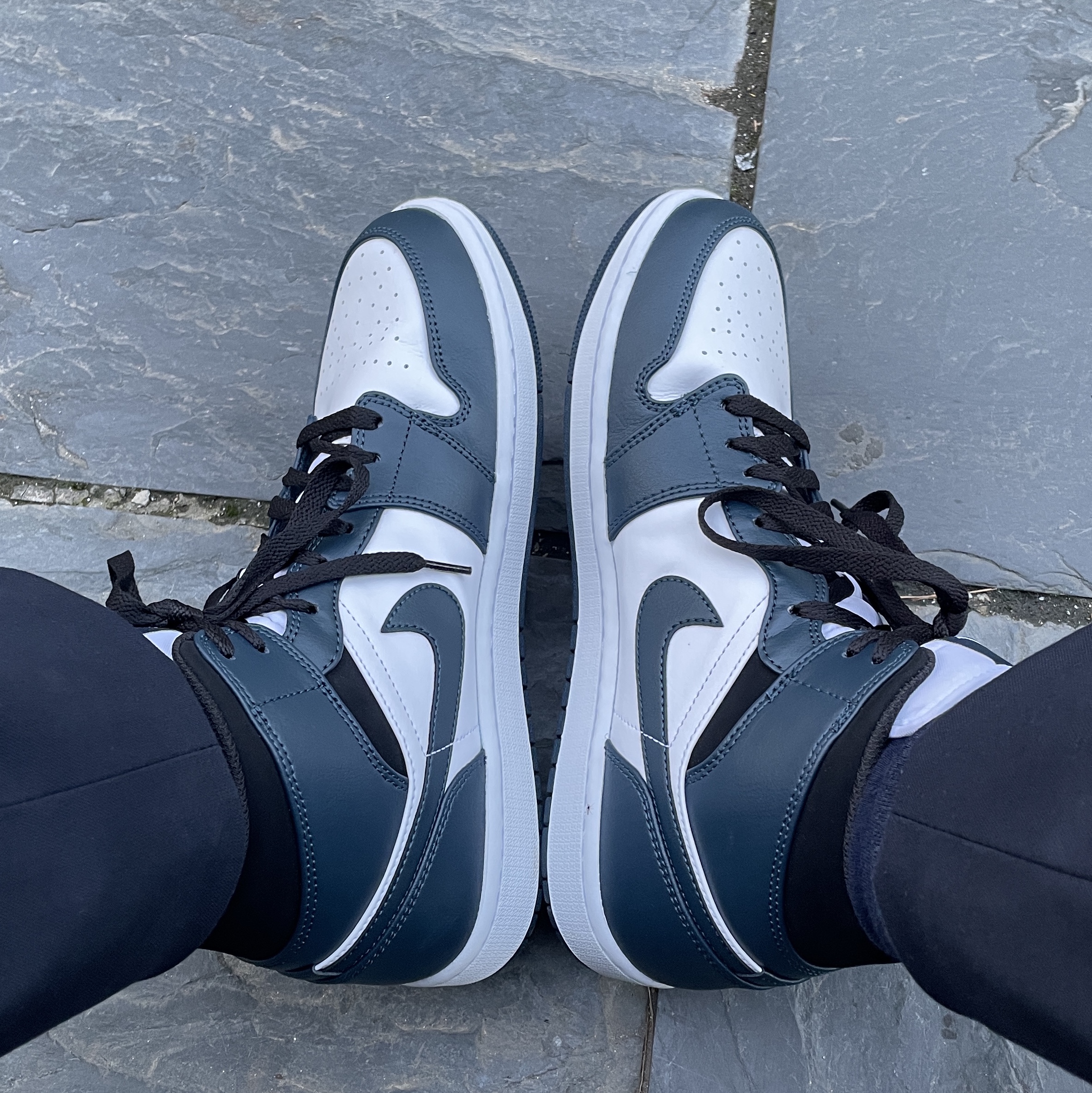 Jordan 1 Mid Dark Teal 착용 스타일