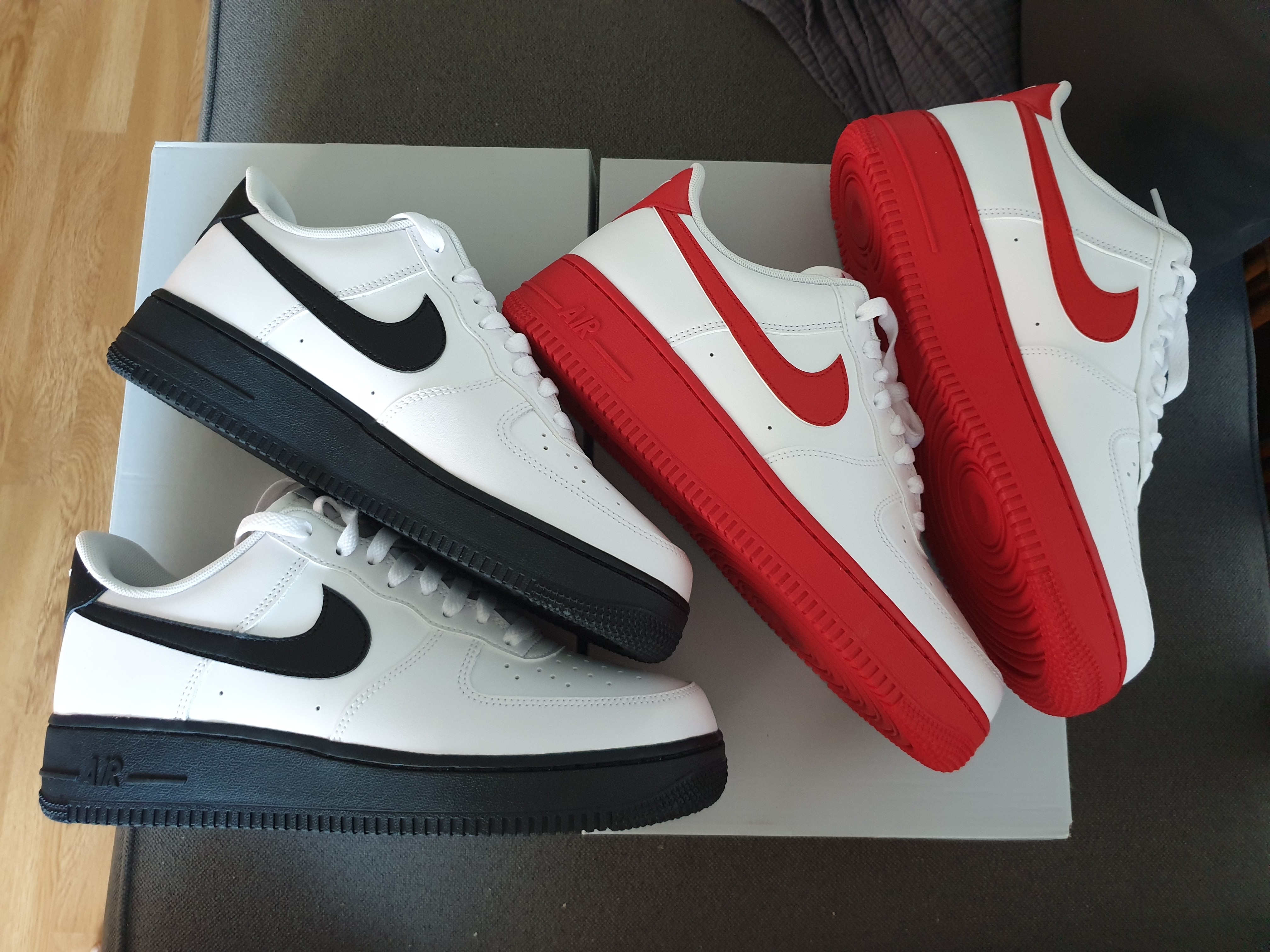 Nike Air Force 1 Low White Red Midsole, Nike Air Force 1 Low White Black Midsole 착용 스타일 - 1
