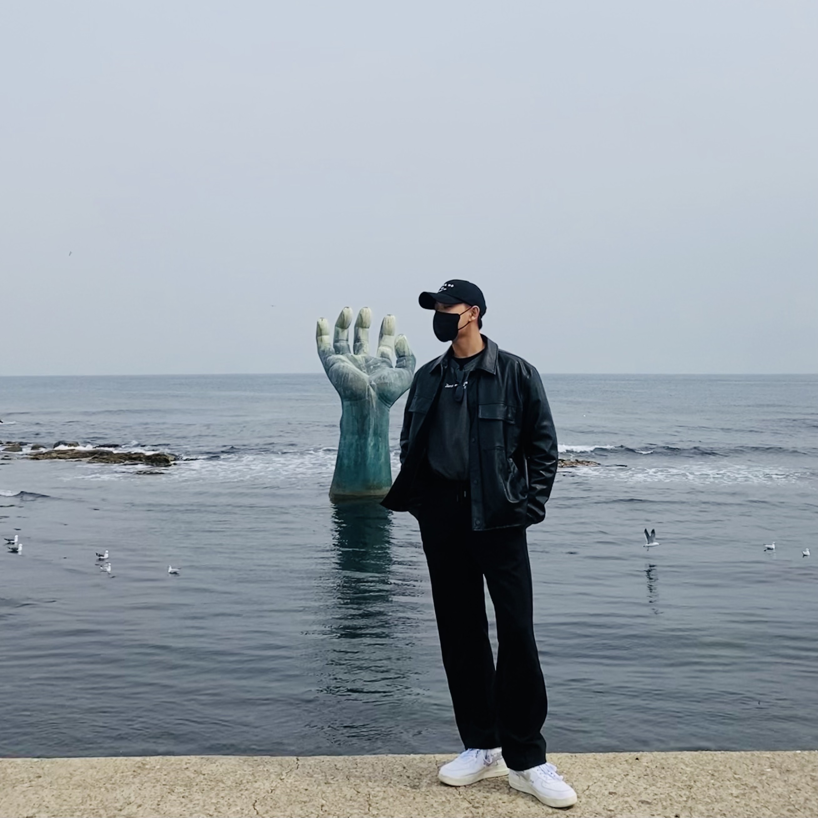 Nike x Off-White Air Force 1 Low ComplexCon Exclusive 착용 스타일