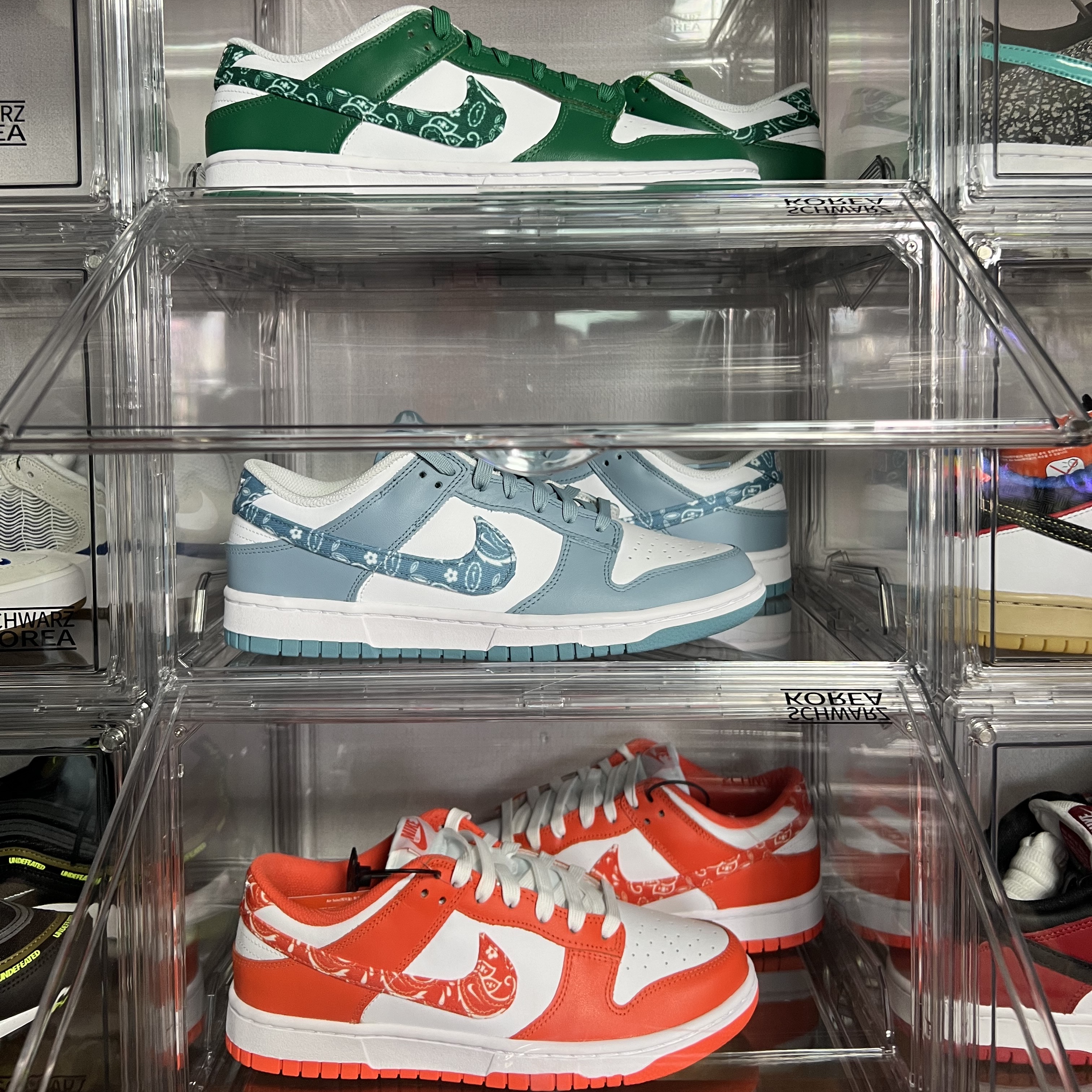 (W) Nike Dunk Low Essential Green Paisley, (W) Nike Dunk Low Essential Orange Paisley 착용 스타일 - 3