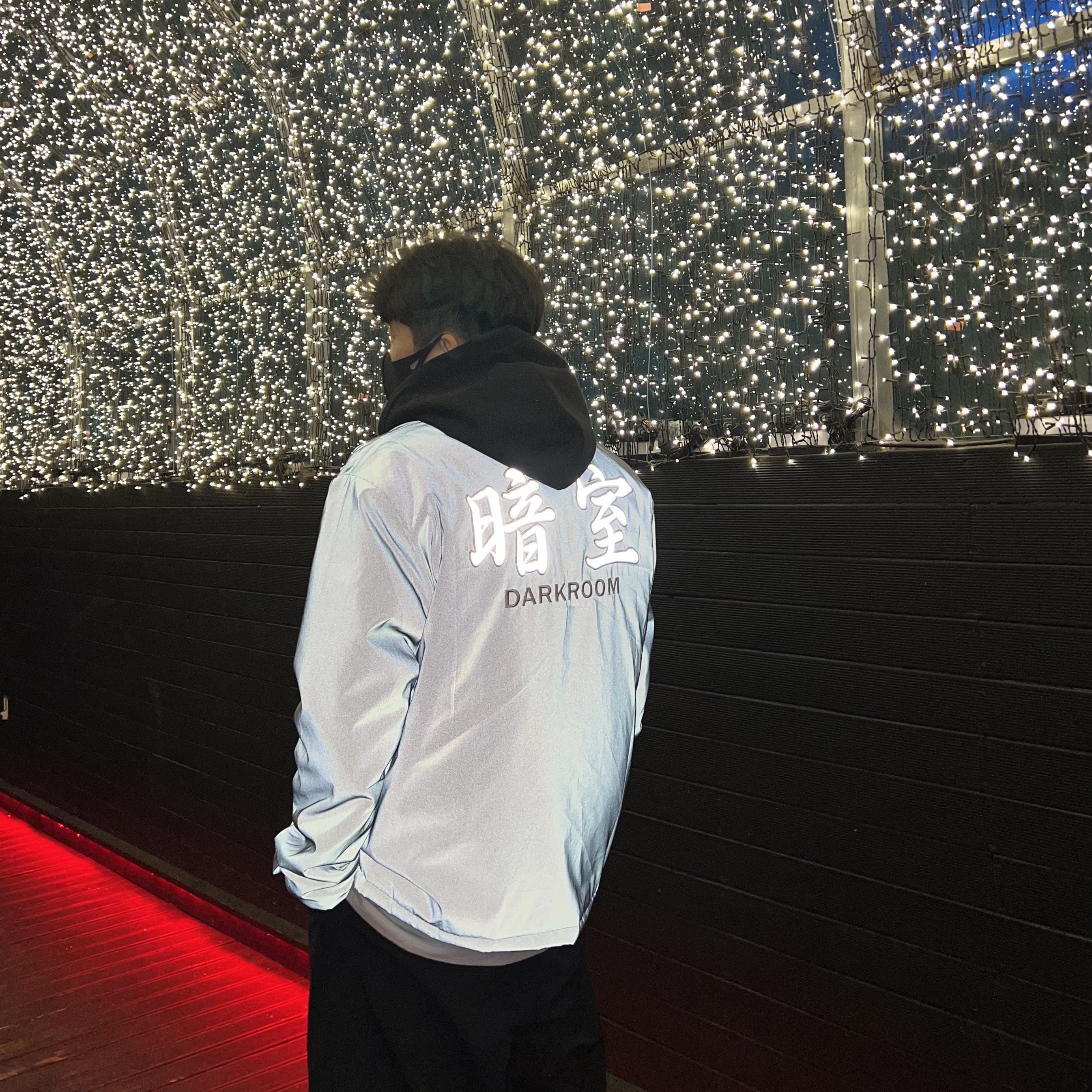 Darkr8m Studio x Hardhitters Reflective Coach Jacket Black, Darkr8m Studio x Libilly 031 Hoodie Black 착용 스타일