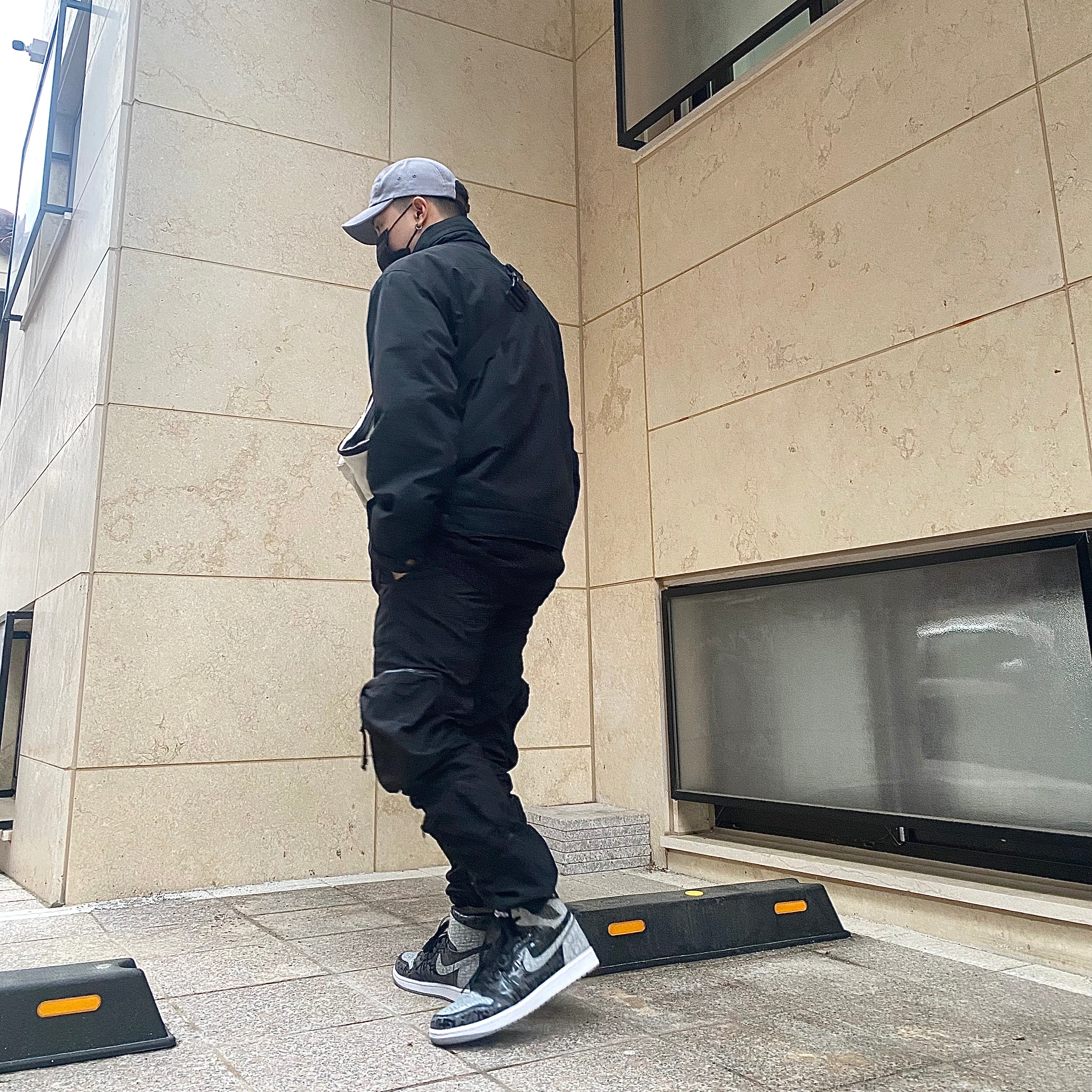 Jordan 1 Retro High OG Rebellionaire, Supreme Washed Chino Twill Camp Cap Grey - 22SS 착용 스타일 - 2