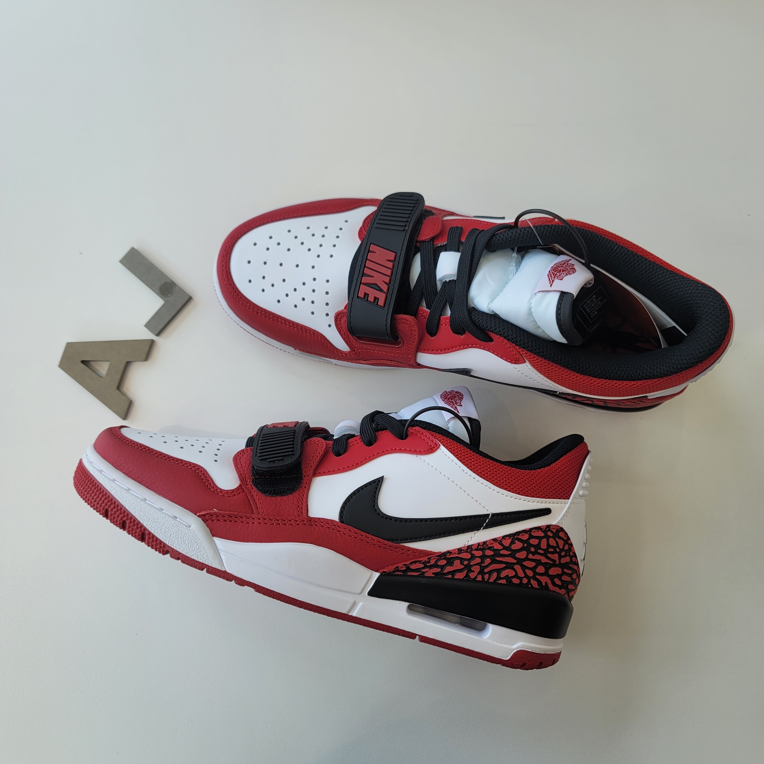 Jordan Legacy 312 Low Chicago 2022 착용 스타일 - 2