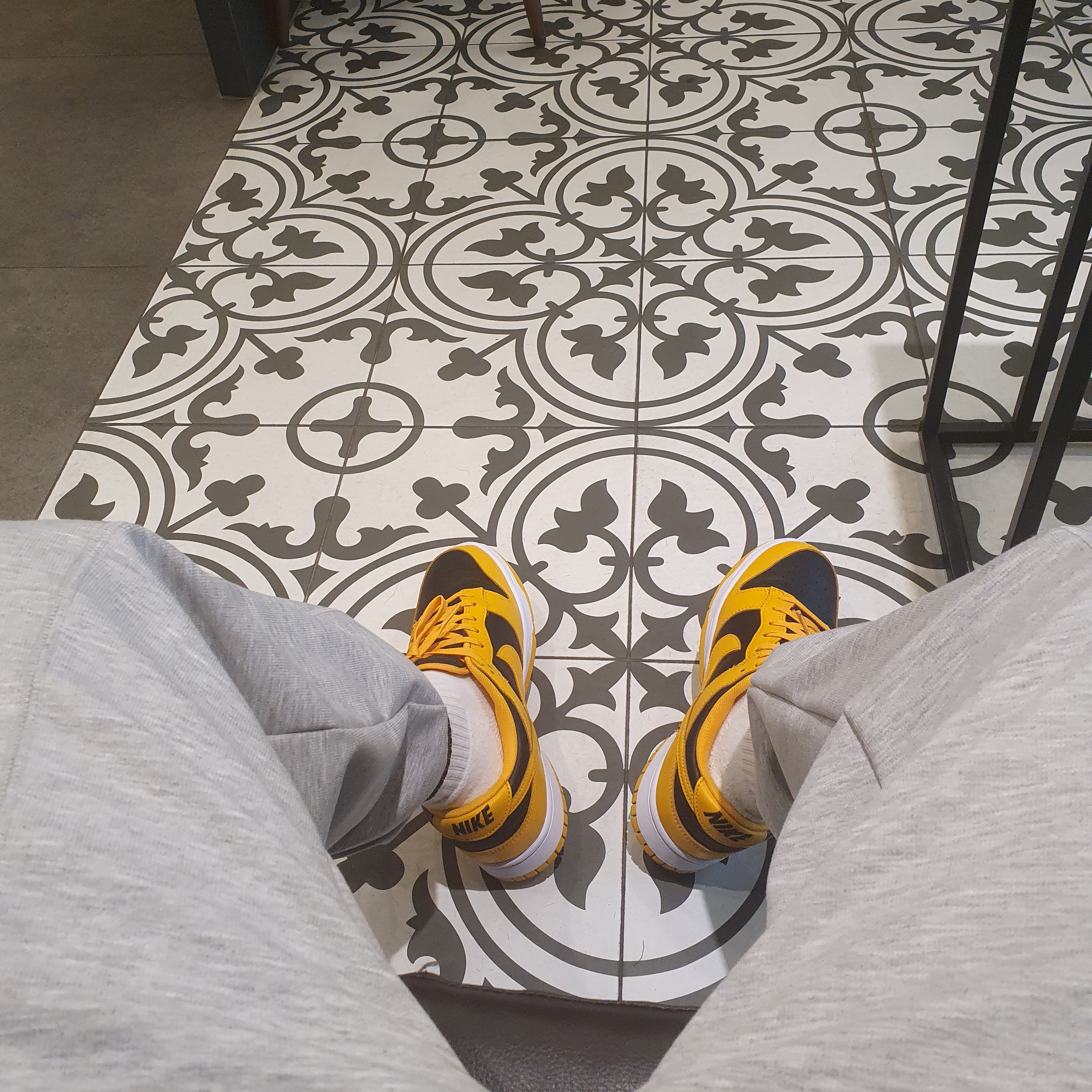 Nike Dunk Low Retro Championship Goldenrod 착용 스타일