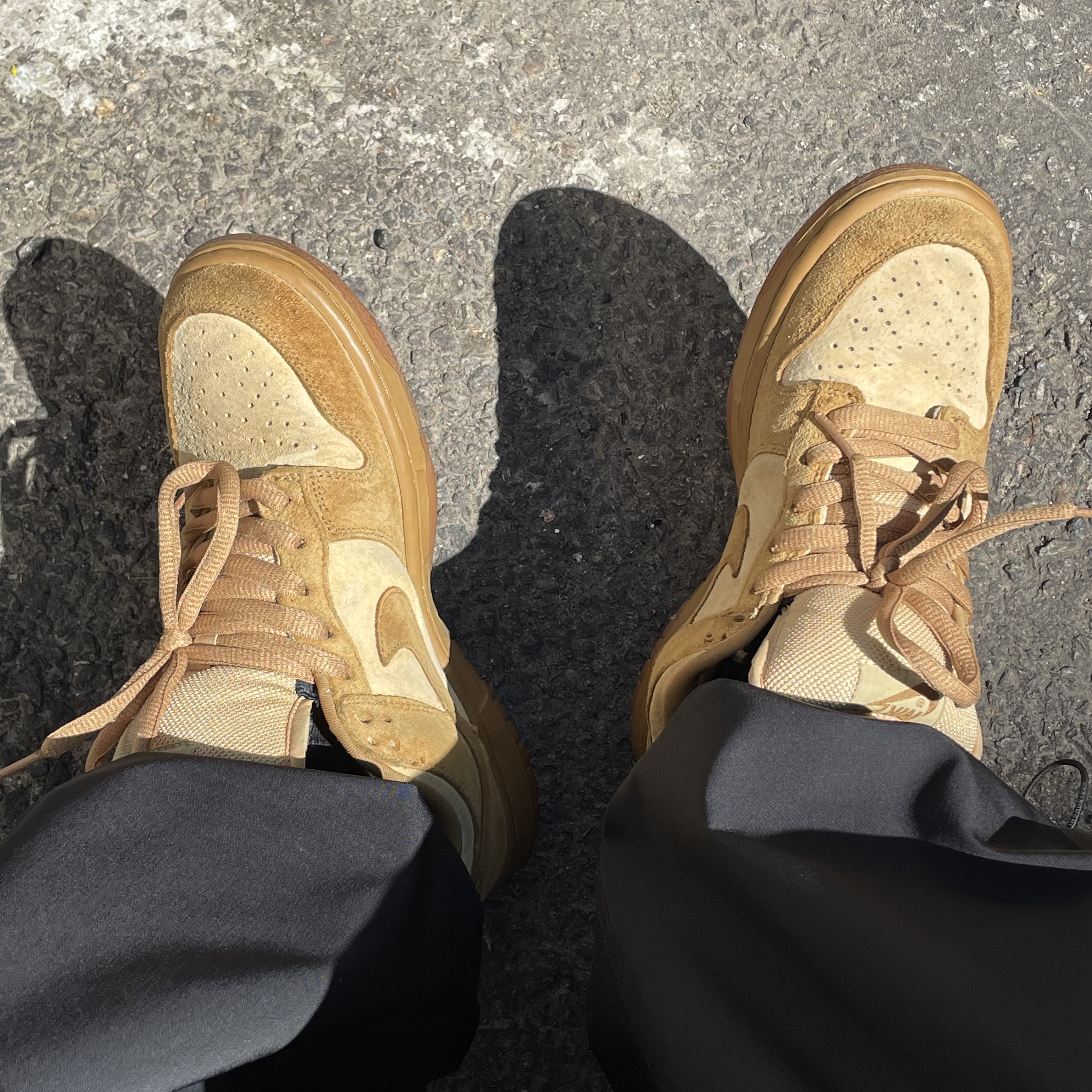 Nike SB Dunk Low Reese Forbes Wheat 착용 스타일 - 1