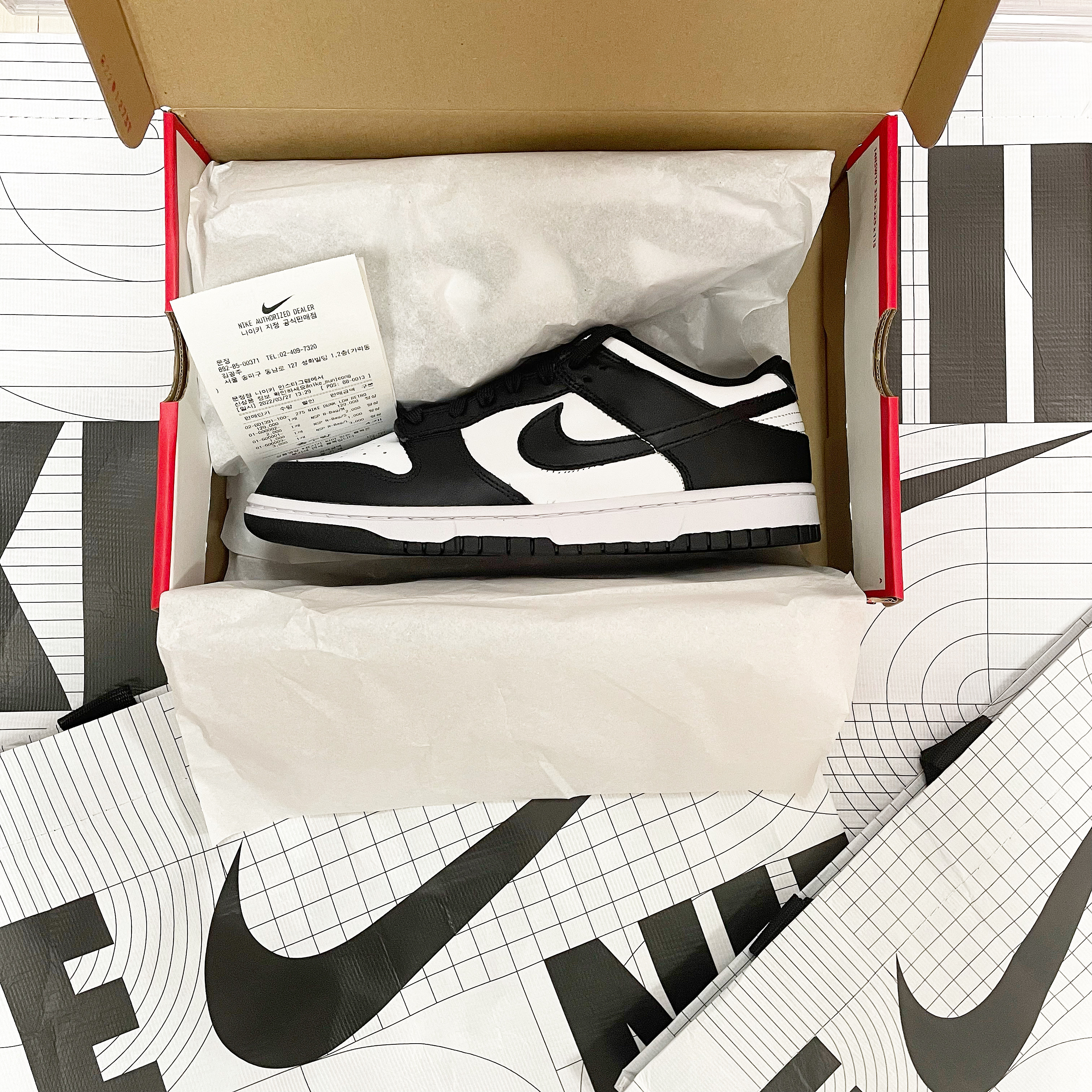 Nike Dunk Low Retro Black 착용 스타일