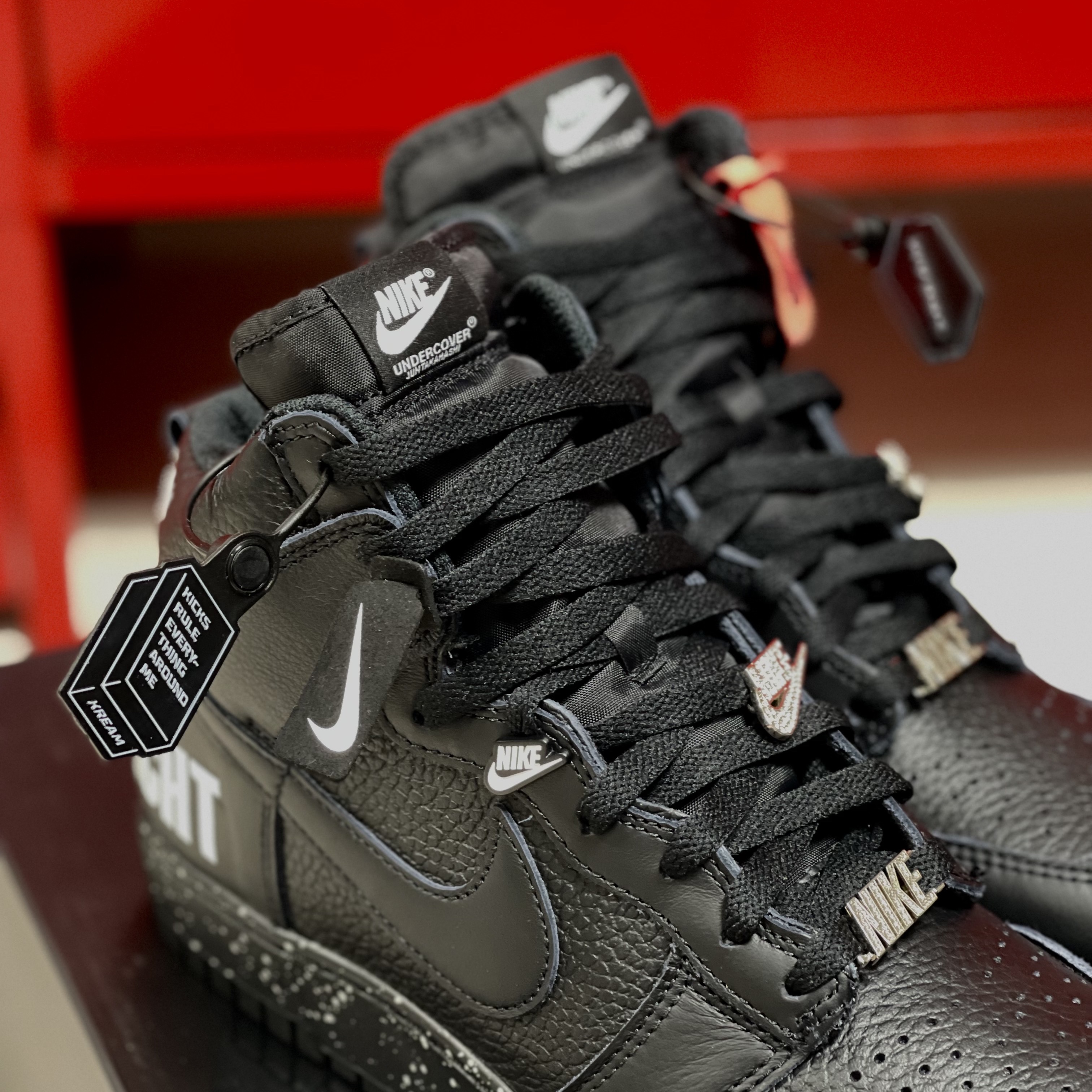 Nike x Undercover Dunk High 1985 Black 착용 스타일 - 4