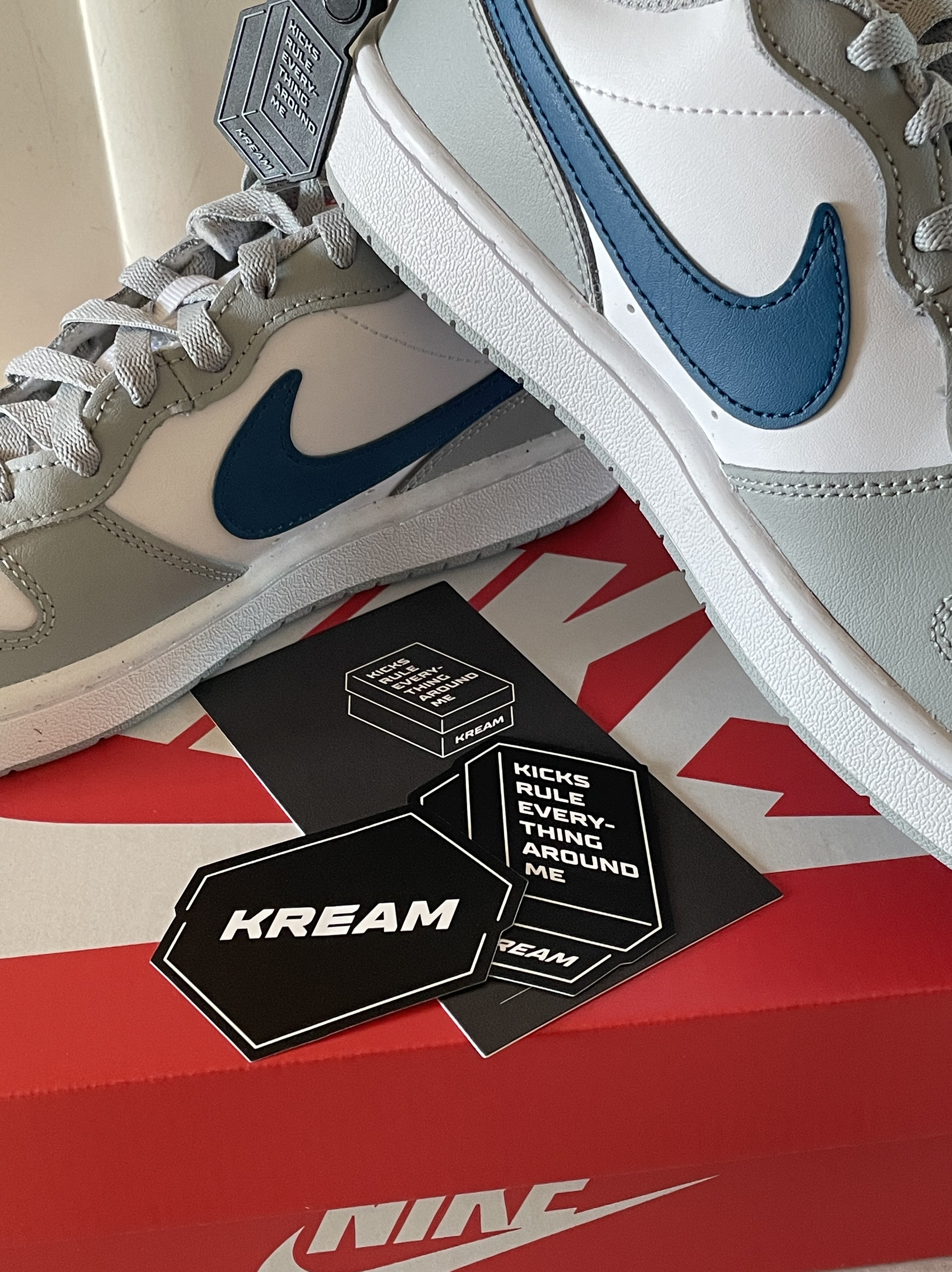 (GS) Nike Court Borough Low 2 Light Smoke Grey 착용 스타일