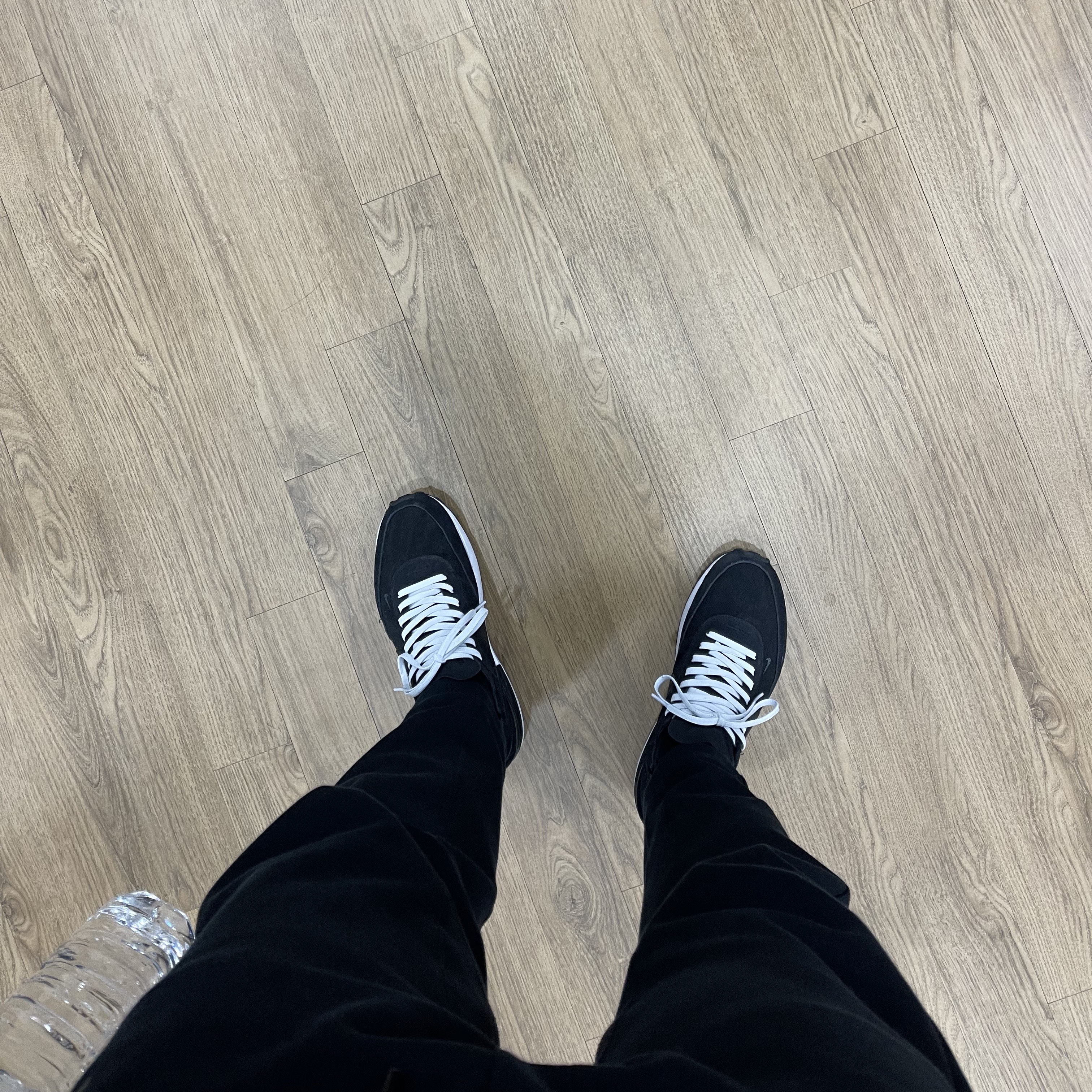 Nike Waffle One Black White 착용 스타일