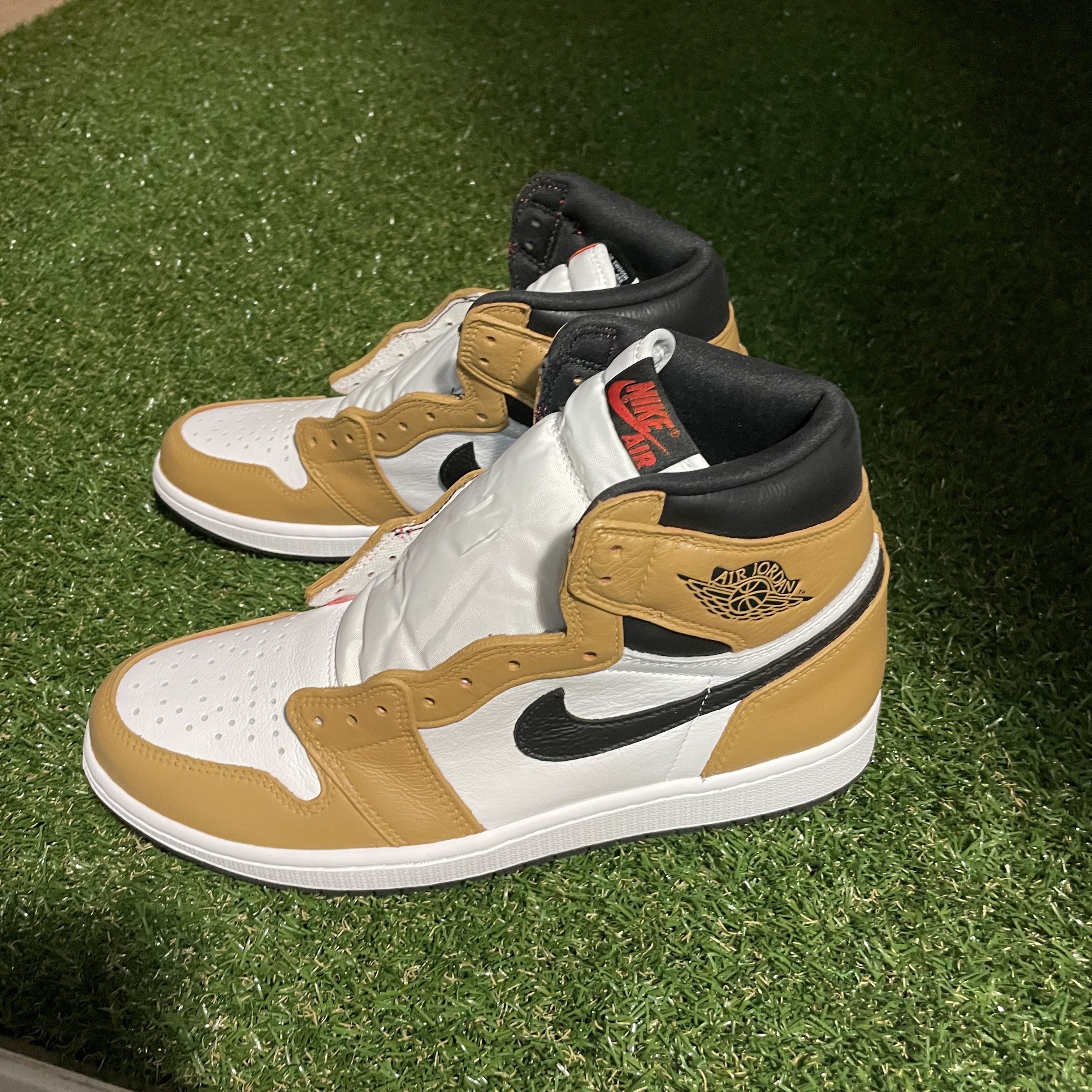 Jordan 1 Retro High OG Light Fusion Red, Jordan 1 Retro High Rookie of the Year 착용 스타일 - 2