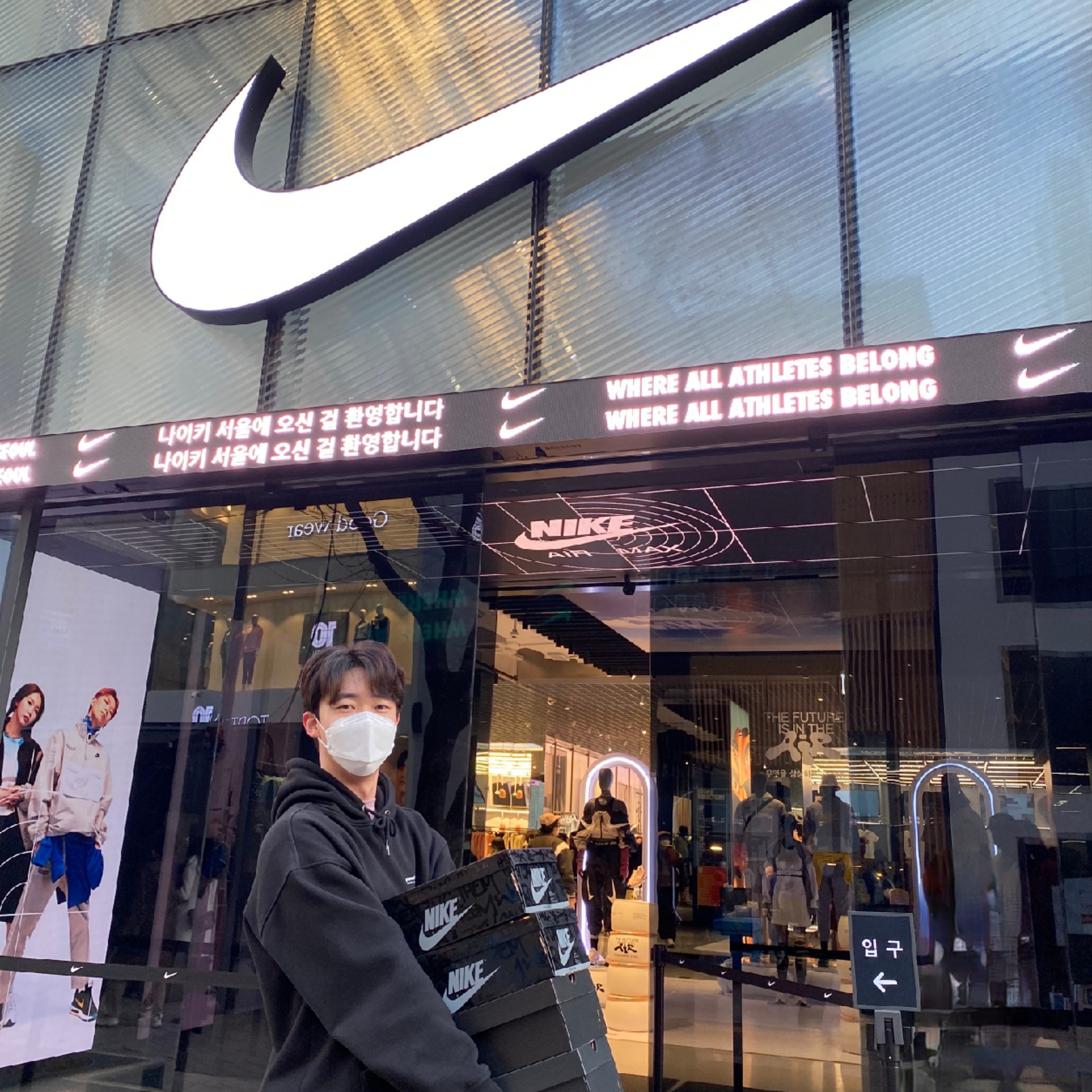 Jordan 1 Retro High OG Rebellionaire, Jordan 1 Mid Dark Teal 착용 스타일