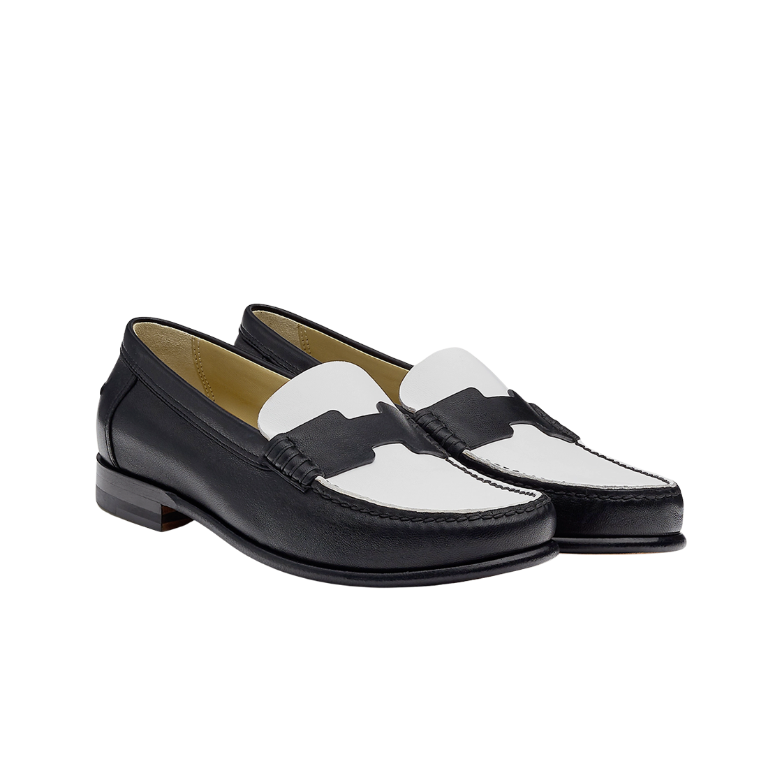(W) 에르메스 케네디 로퍼 울트라 라이트 나파 레더 & 누아 블랑((W) Hermes Kennedy Loafers Ultra Light Nappa Leather & Noir Blanc) - 2