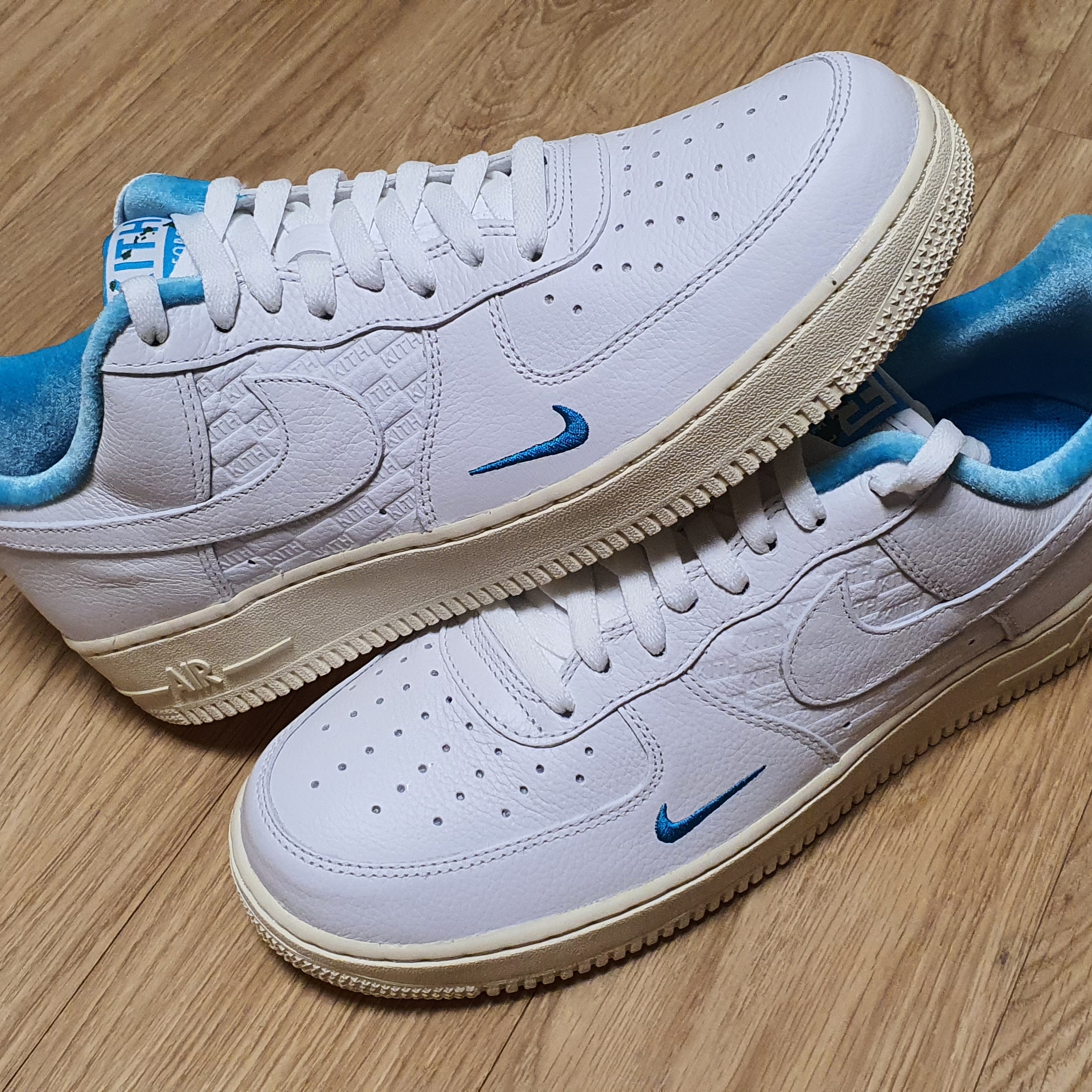 Nike x Kith Air Force 1 Low Hawaii 착용 스타일 - 1