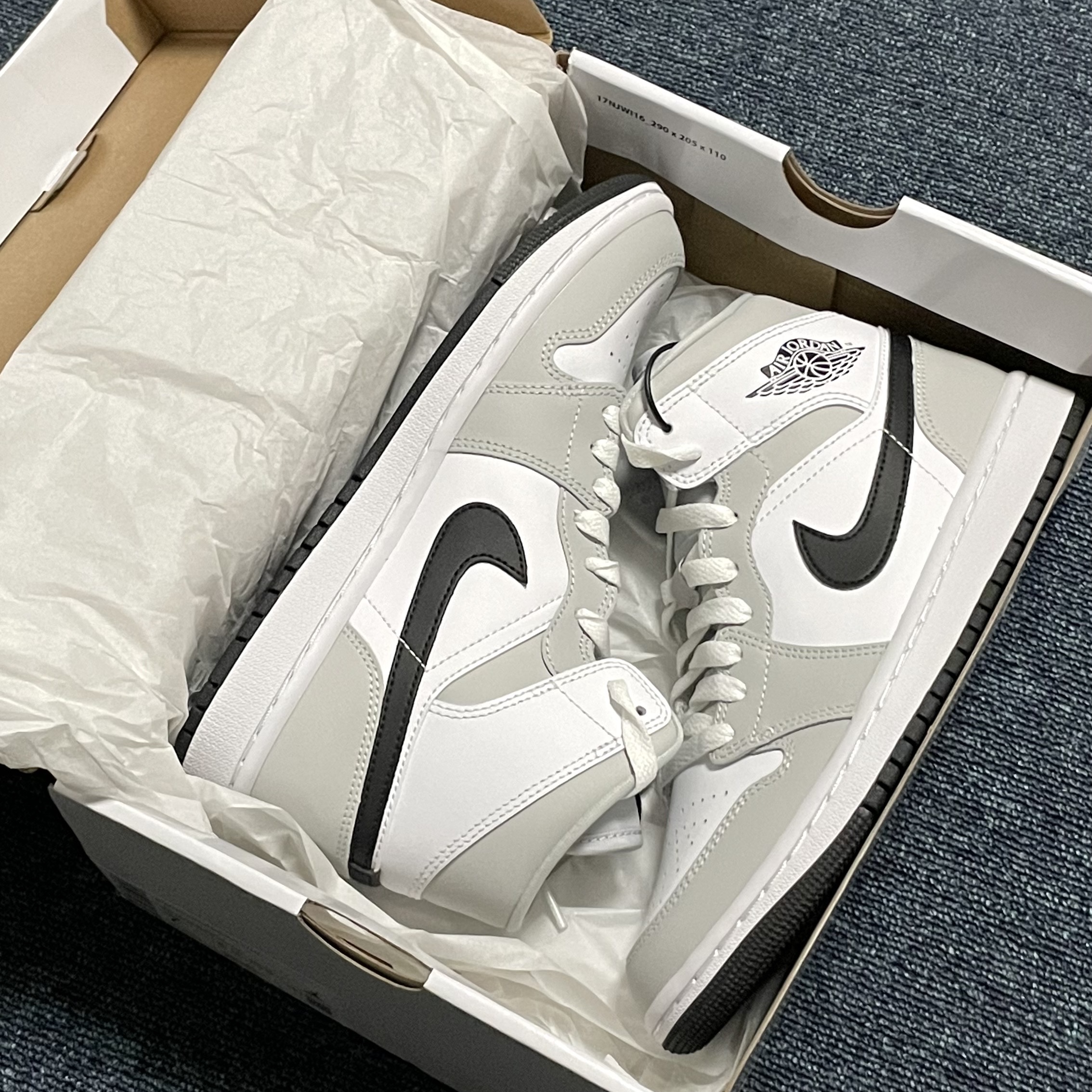 (W) Jordan 1 Mid Grey Fog 착용 스타일