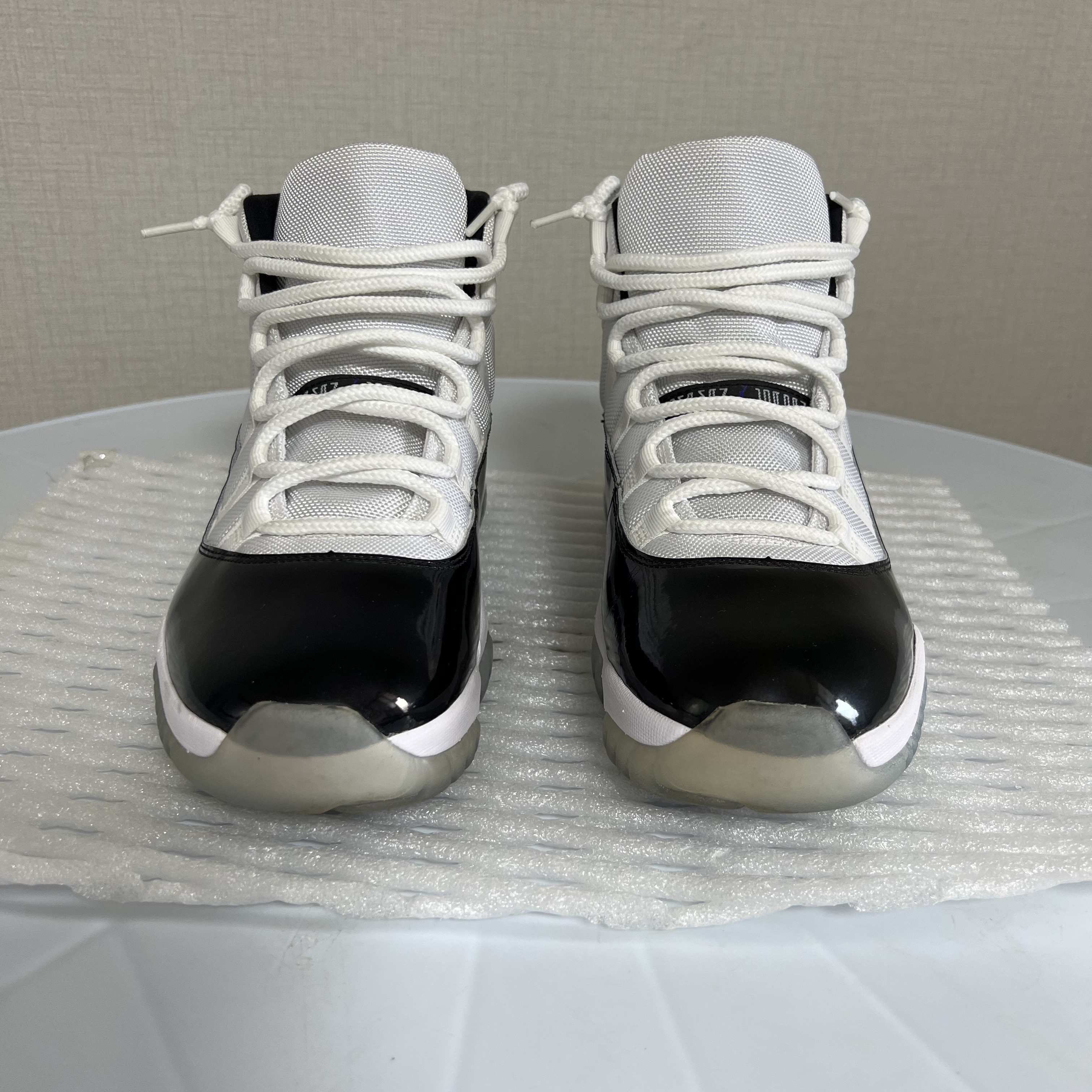 Jordan 11 Retro Concord 2018 착용 스타일 - 1