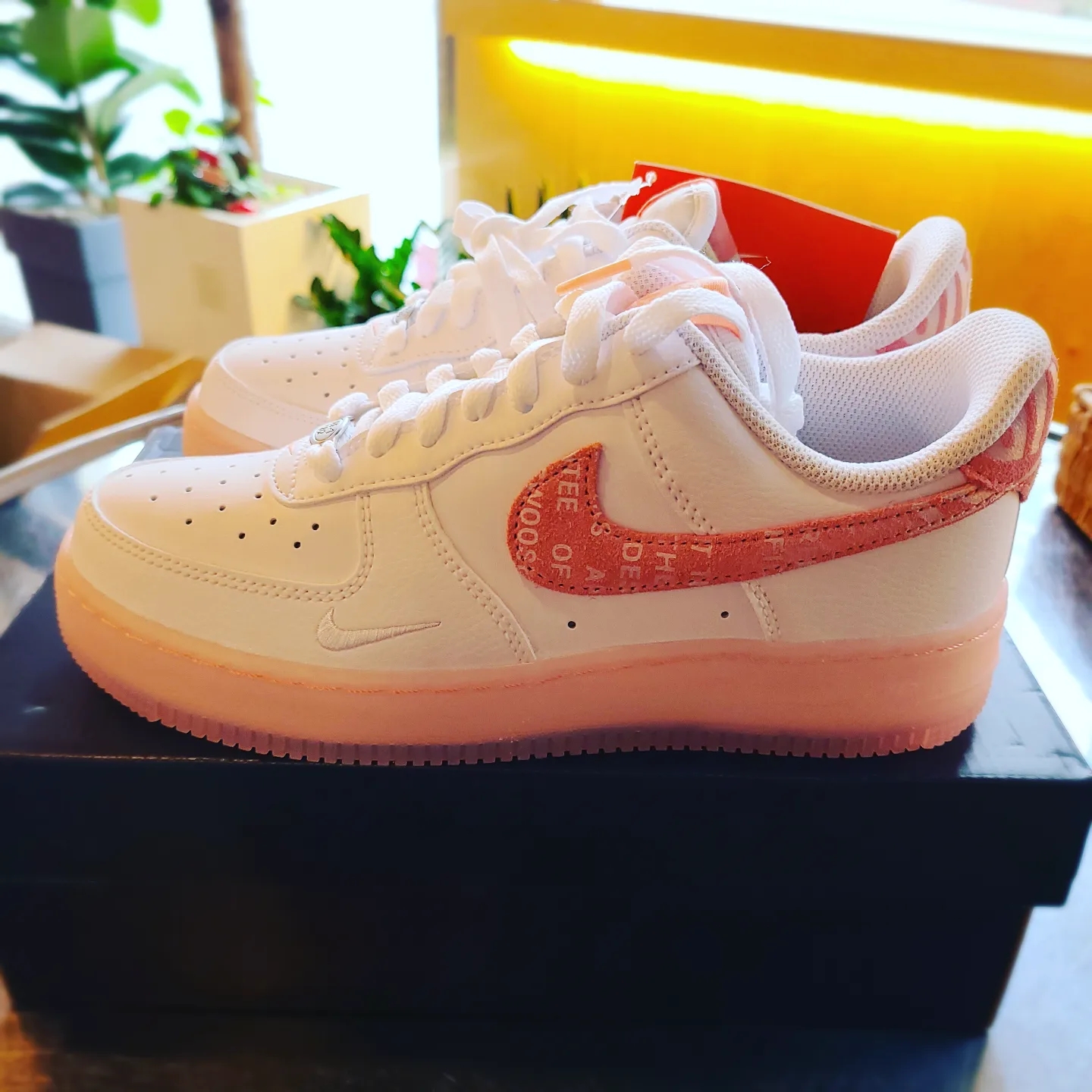 (W) Nike Air Force 1 '07 LV8 Copy and Paste 착용 스타일 - 1
