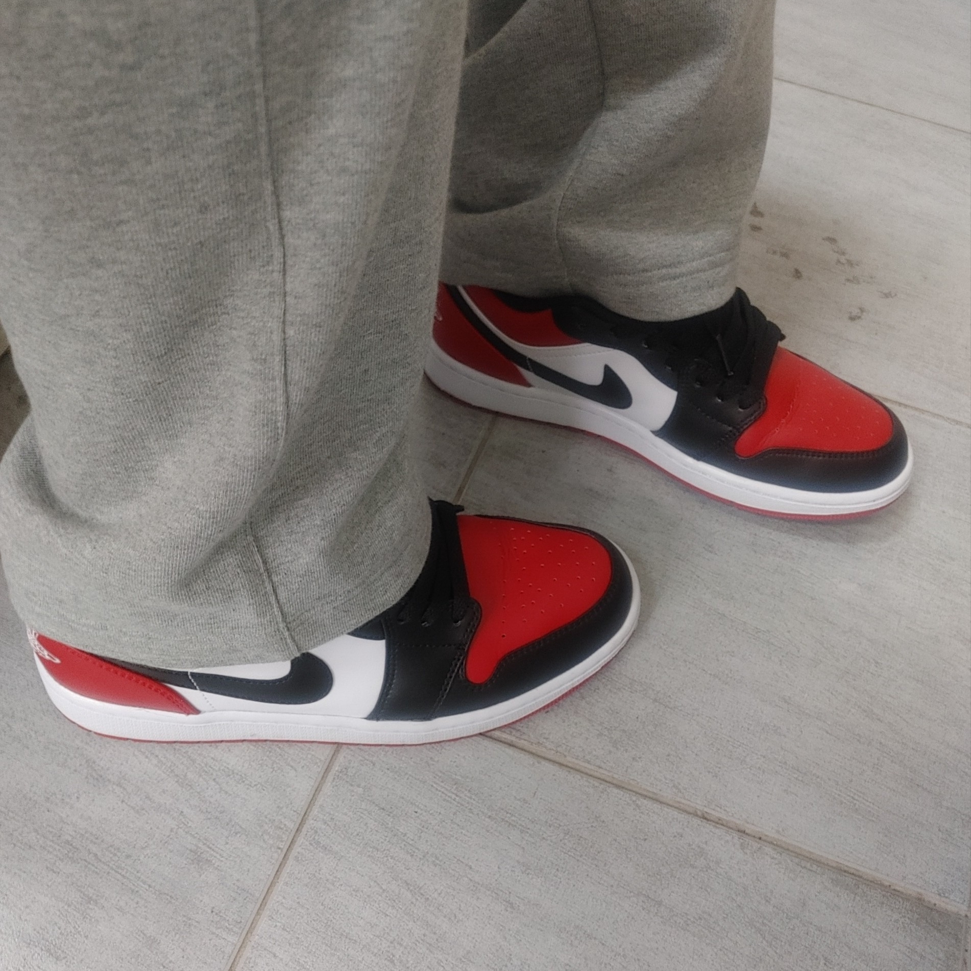 Jordan 1 Low Bred Toe 착용 스타일