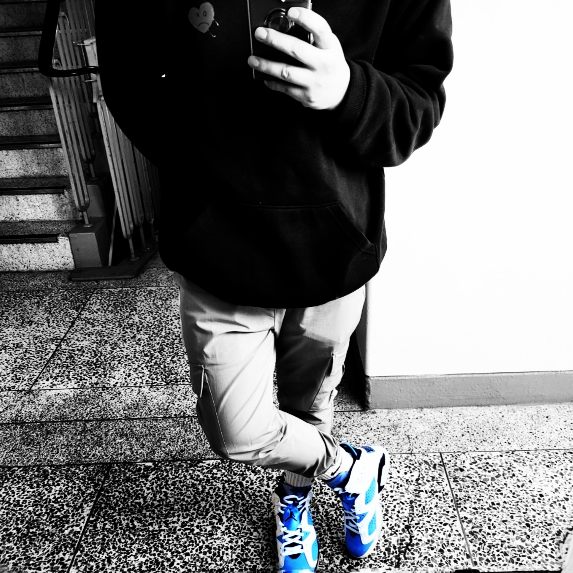 Jordan 6 Retro University Blue 착용 스타일