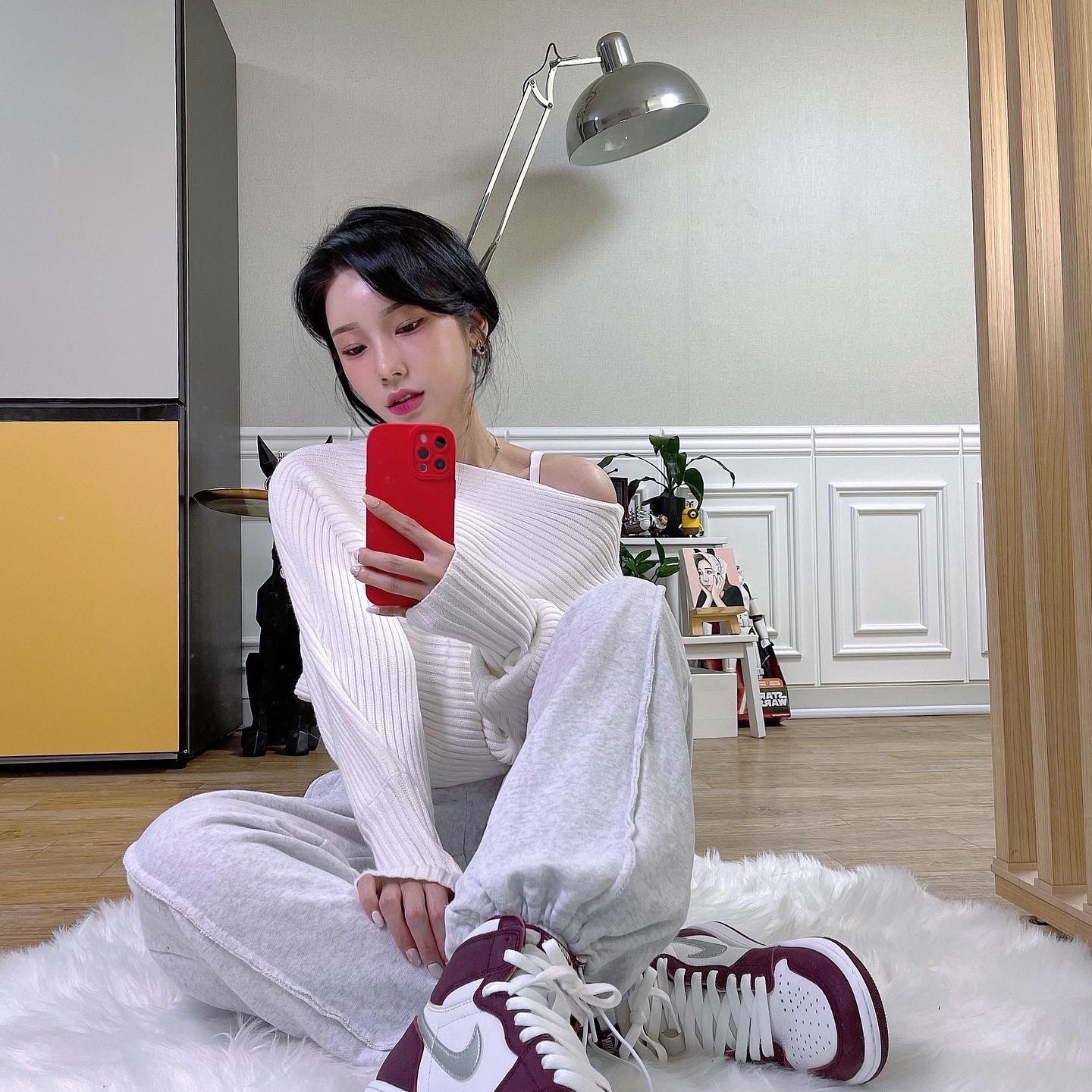 Jordan 1 Retro High OG Bordeaux 착용 스타일 - 1