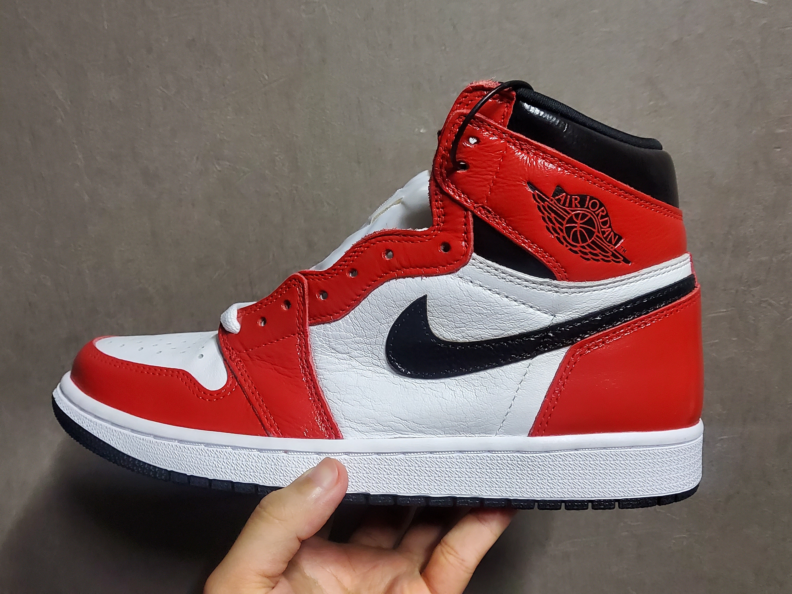 Jordan 1 Retro High OG Light Fusion Red, Jordan 1 Retro High OG Chicago 2015 착용 스타일