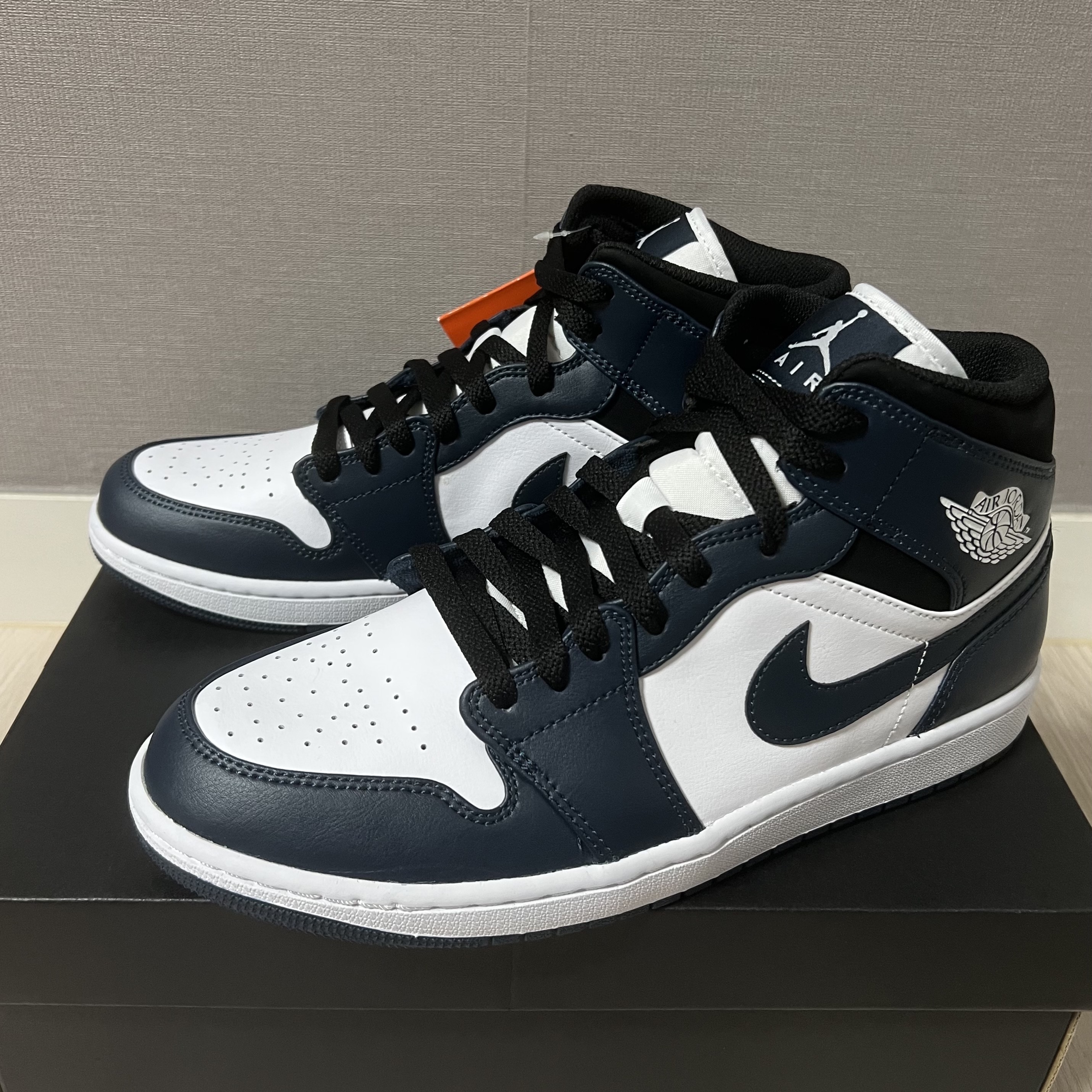 Jordan 1 Mid Dark Teal 착용 스타일