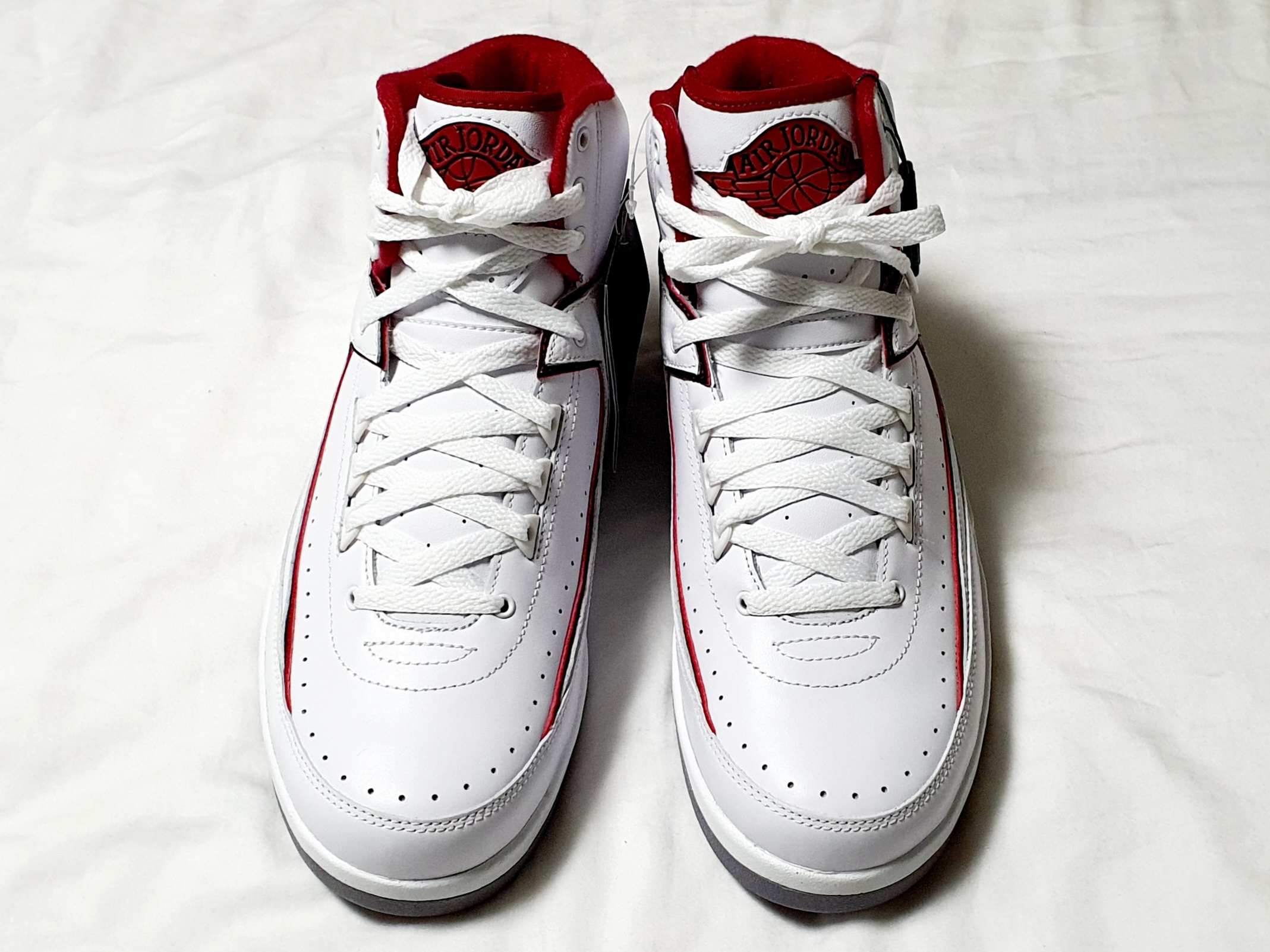 Jordan 2 Retro White Red 2014 착용 스타일 - 3