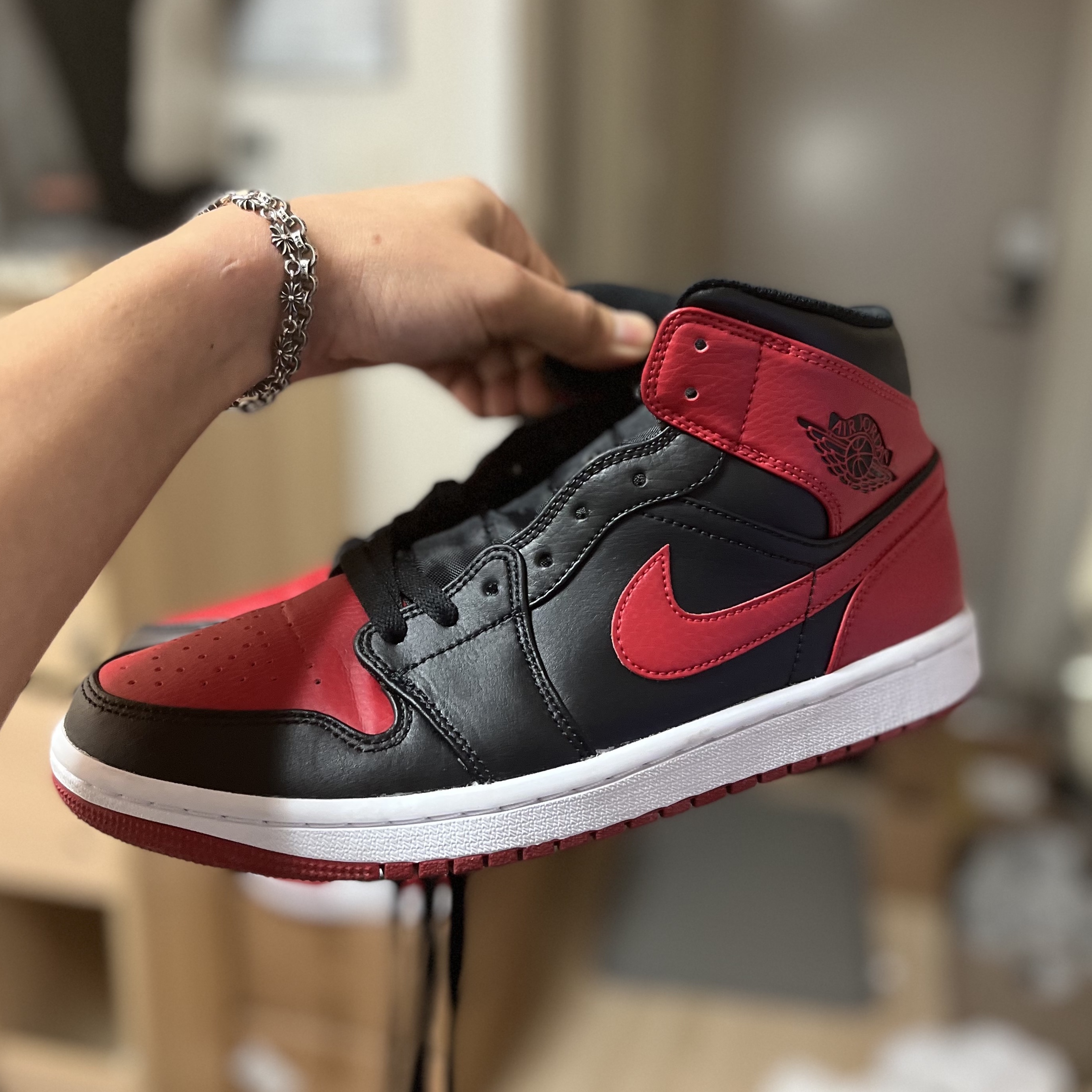 Jordan 1 Mid Bred Banned 2020 착용 스타일