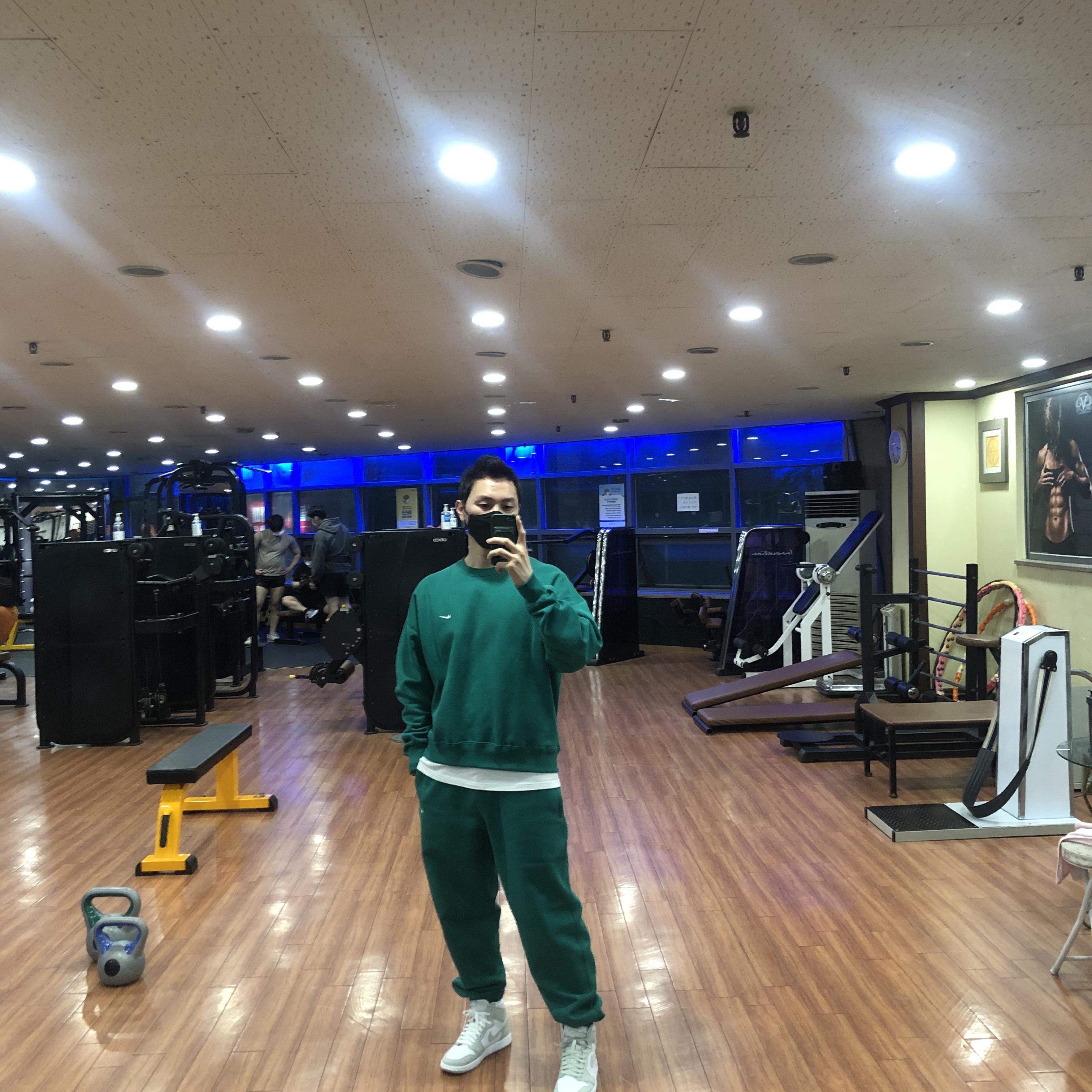 Nike NRG Solo Swoosh Fleece Pants Mystic Green - US/EU, Nike NRG Solo Swoosh Crew Fleece Mystic Green - Asia 착용 스타일 - 1