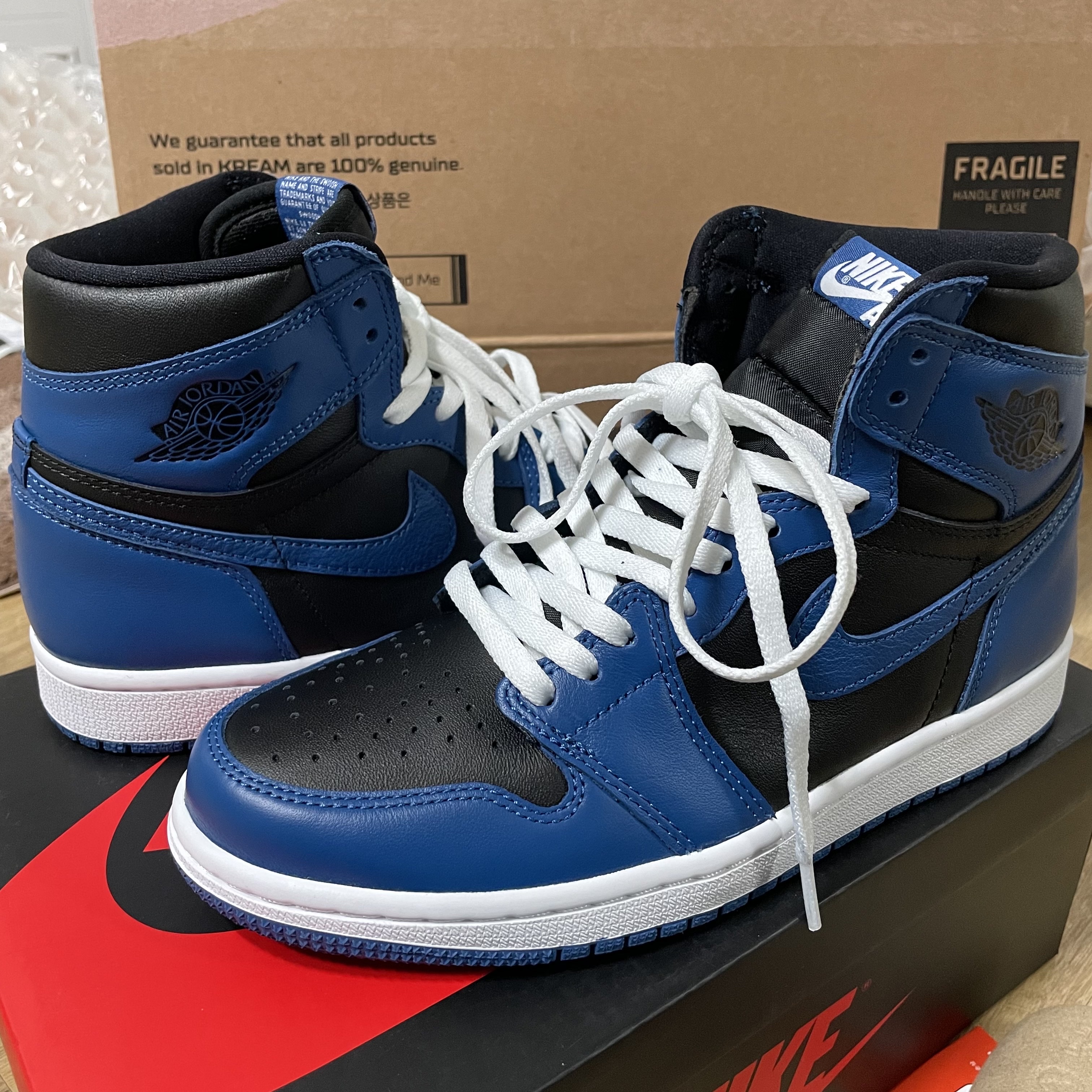 Jordan 1 Retro High OG Dark Marina Blue 착용 스타일 - 2
