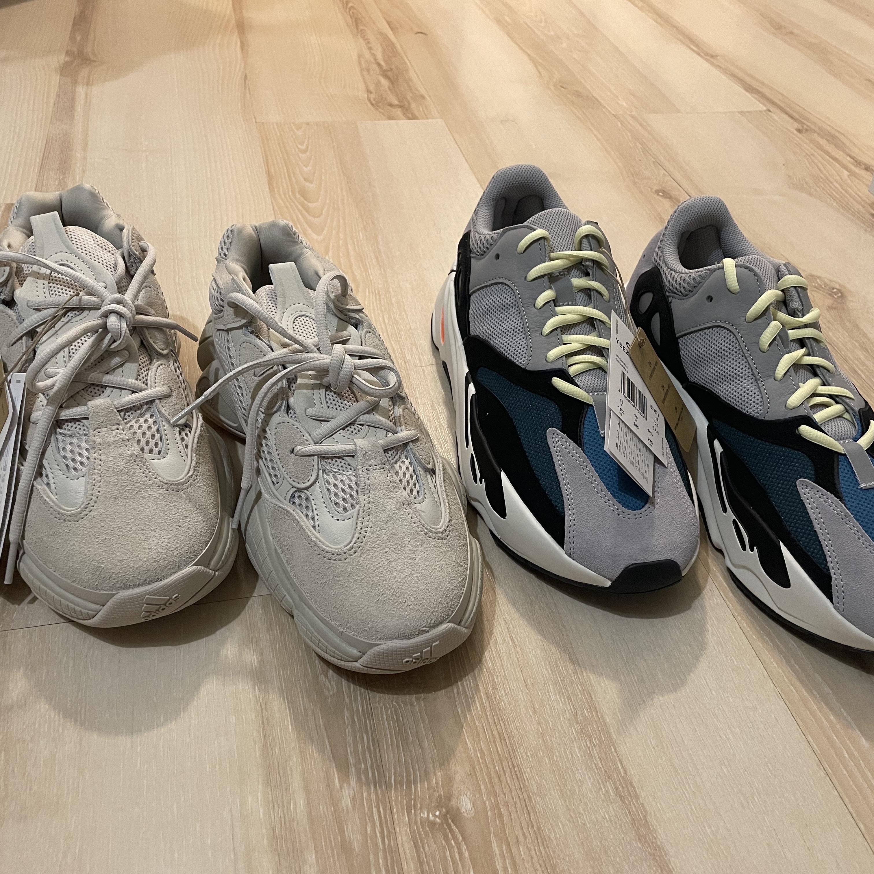 Adidas Yeezy Boost 700 Wave Runner Solid Grey 2021/2022, Adidas Yeezy 500 Blush 2022 착용 스타일 - 3