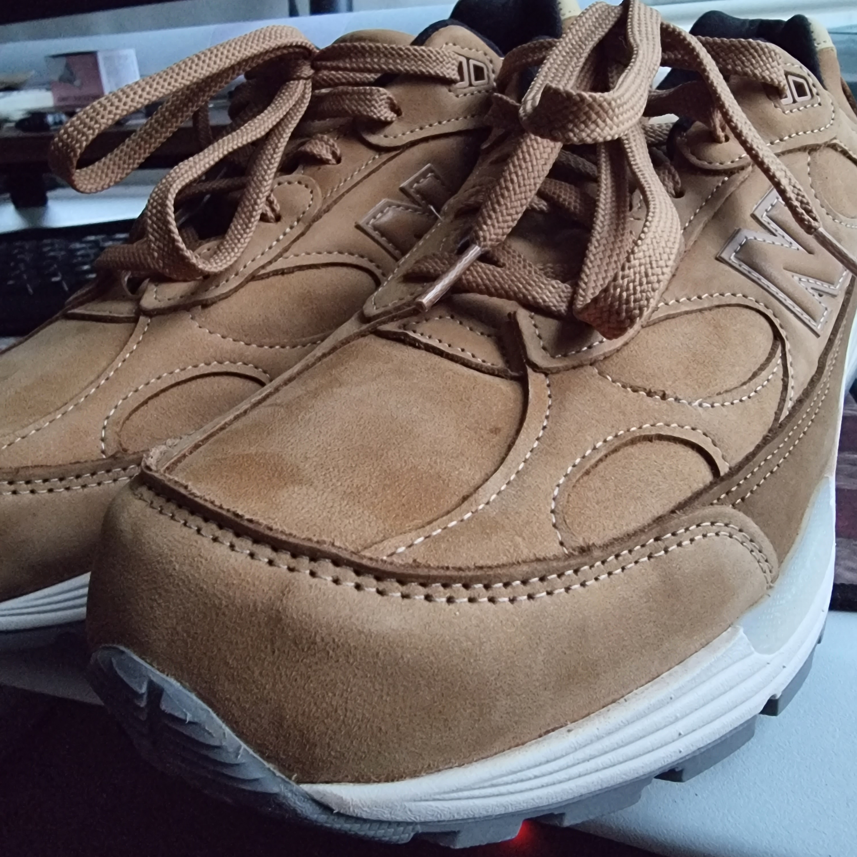 New Balance 992 Made in USA Brown 착용 스타일 - 5