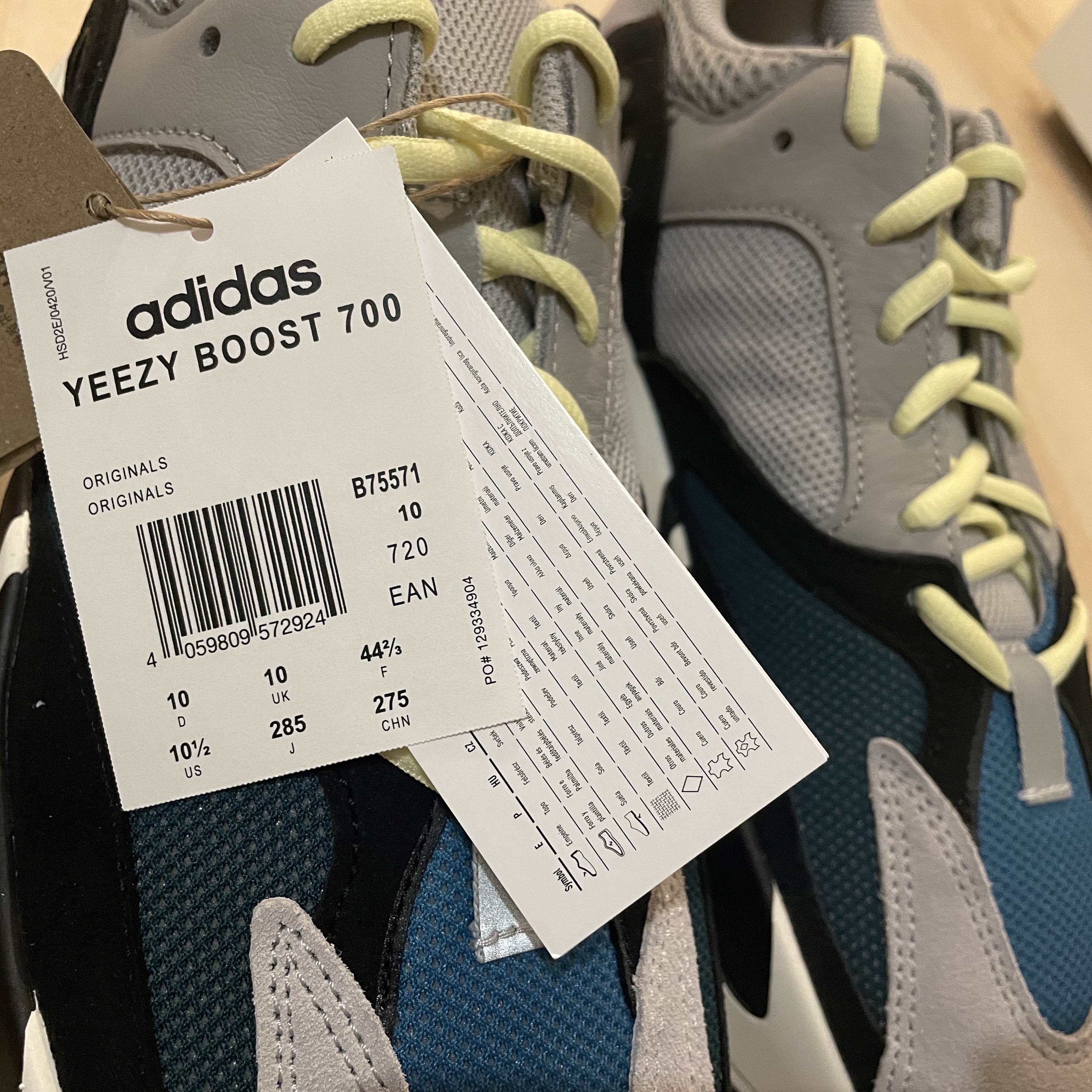 Adidas Yeezy Boost 700 Wave Runner Solid Grey 2021/2022, Adidas Yeezy 500 Blush 2022 착용 스타일 - 4