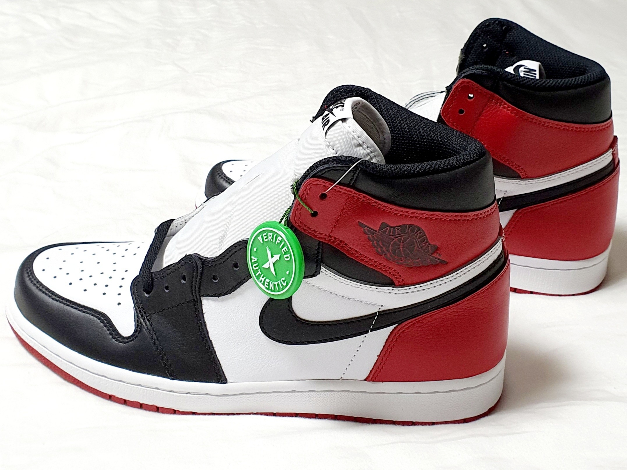 Jordan 1 Retro High OG Black Toe 2016 착용 스타일 - 2