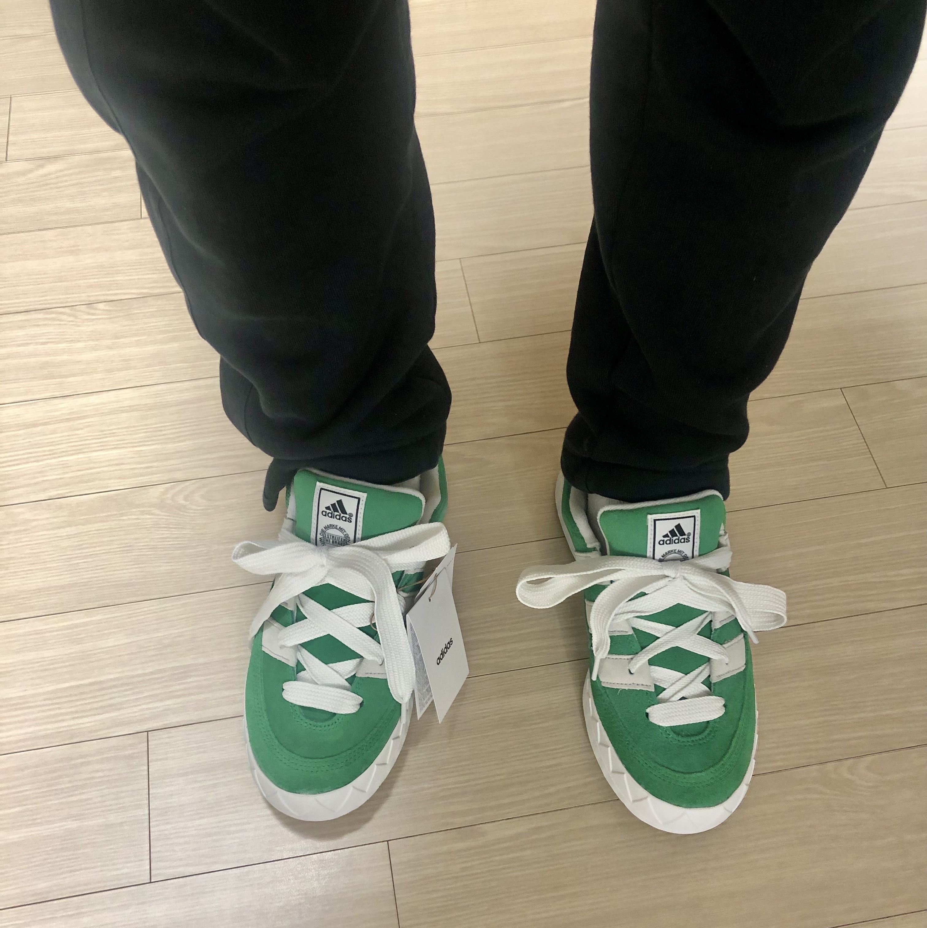 Adidas Adimatic Green 착용 스타일