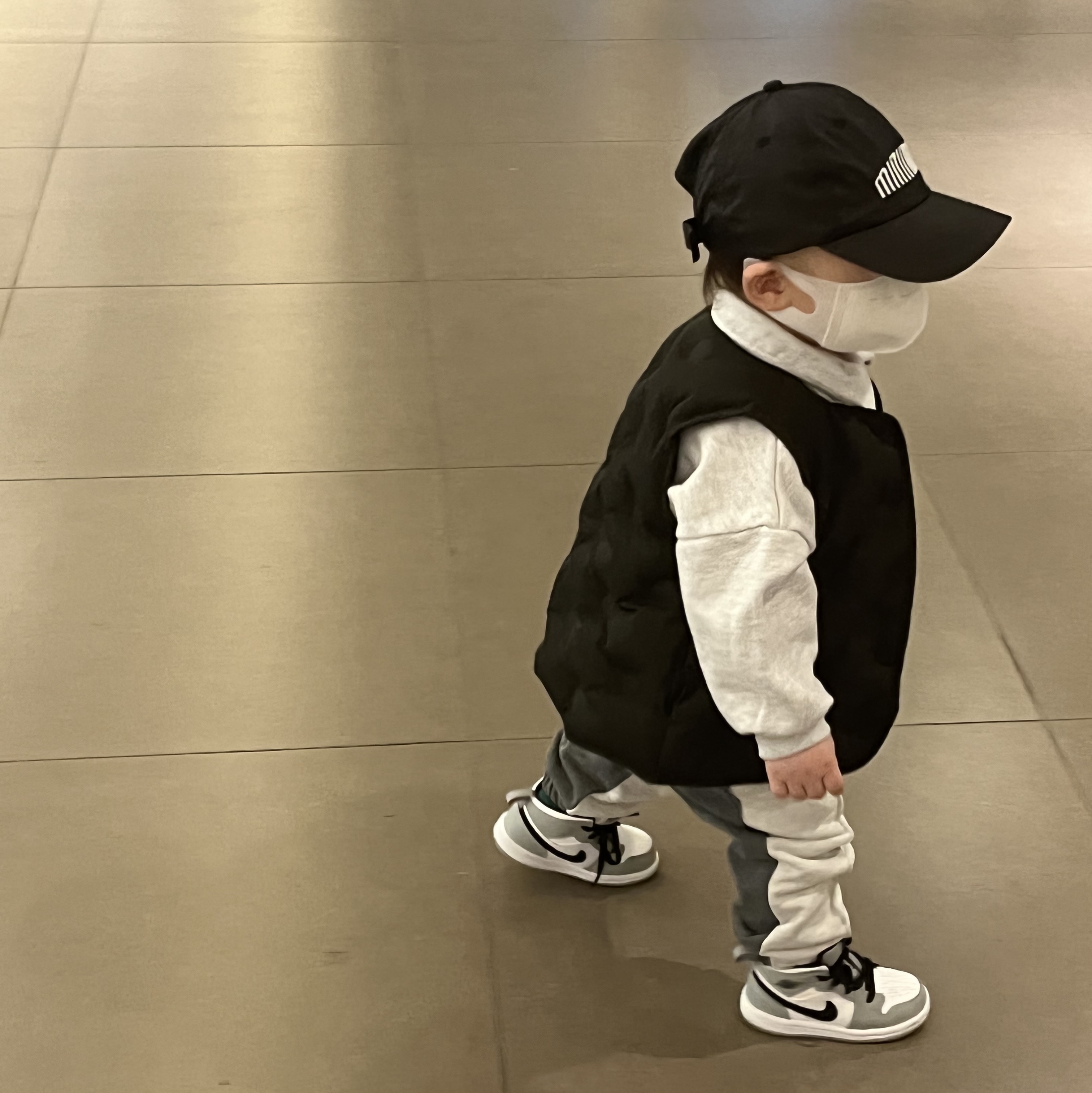 (TD) Jordan 1 Mid Light Smoke Grey 착용 스타일