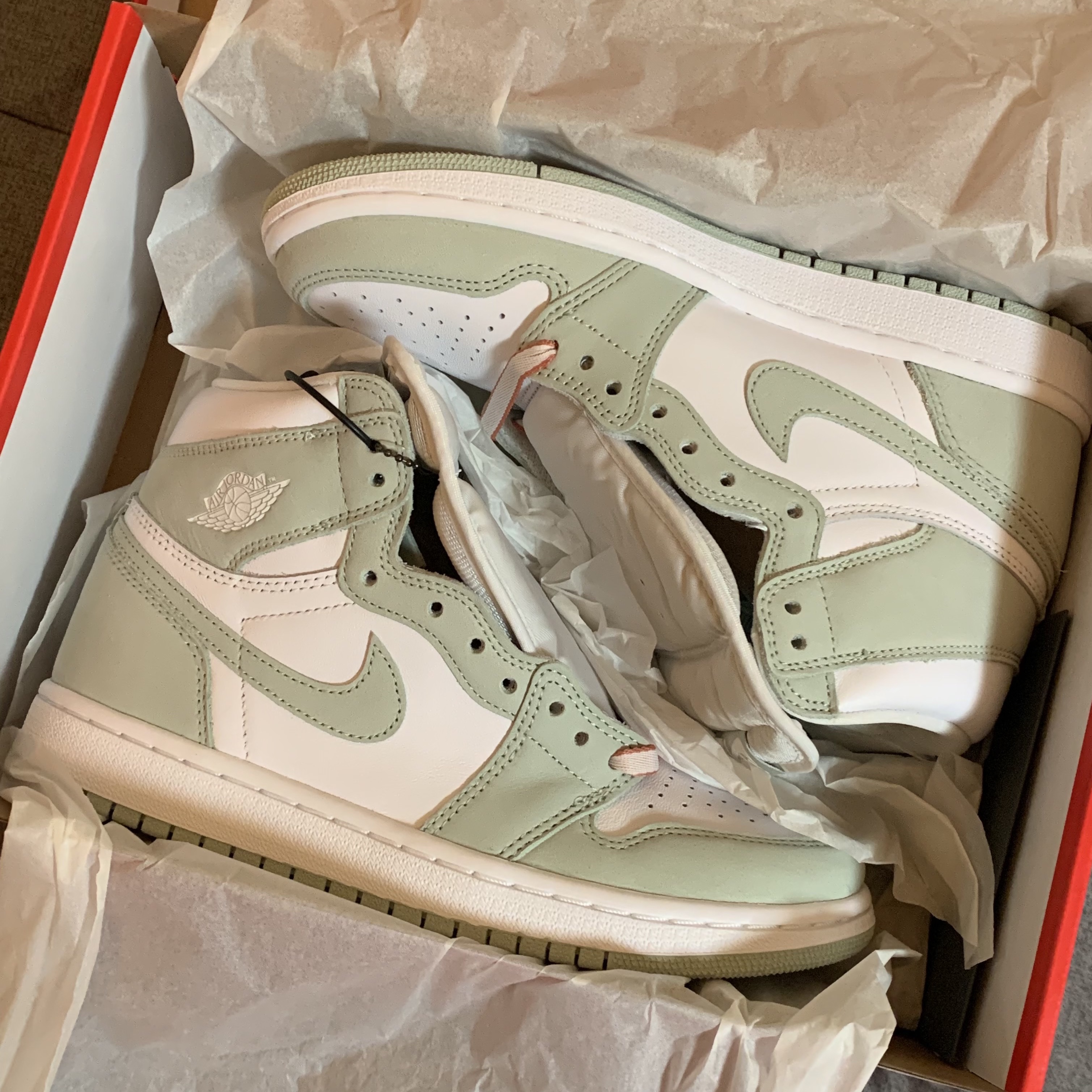 (W) Jordan 1 Retro High OG Seafoam 착용 스타일